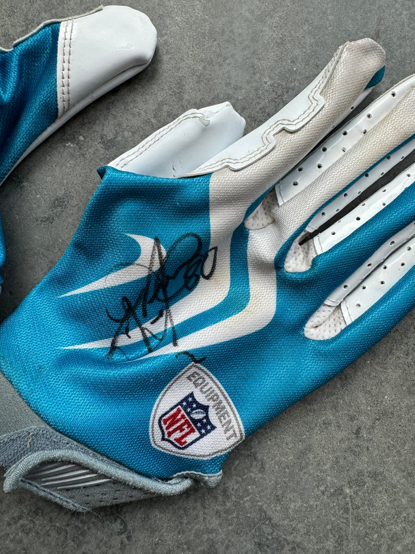 00’s Carolina Panthers Dwayne Jarrett Vintage Nike Game Worn NFL Football Gloves - Autographed