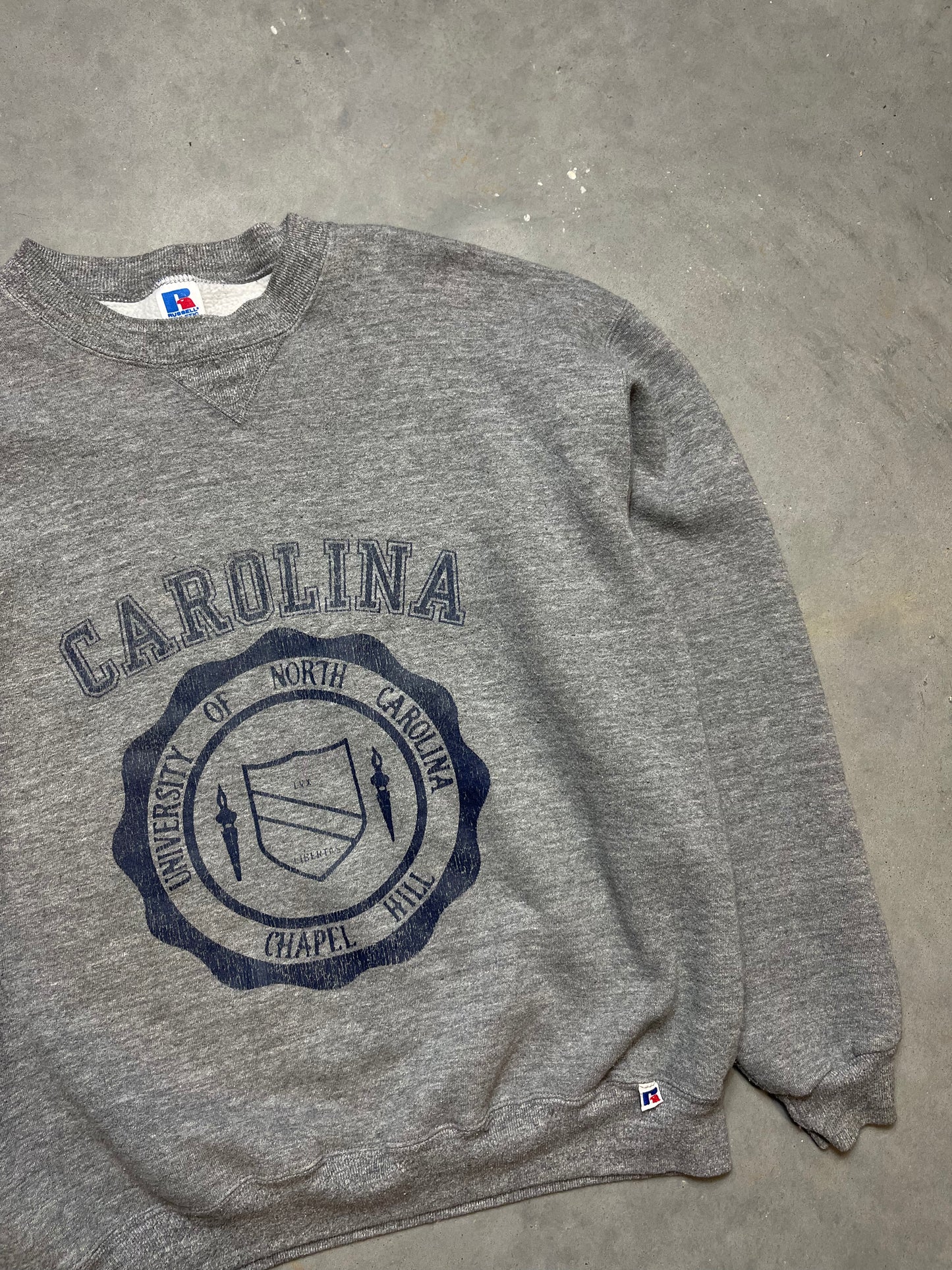 90’s UNC North Carolina Tarheels Vintage Russell Athletic College Seal Crewneck (Large)