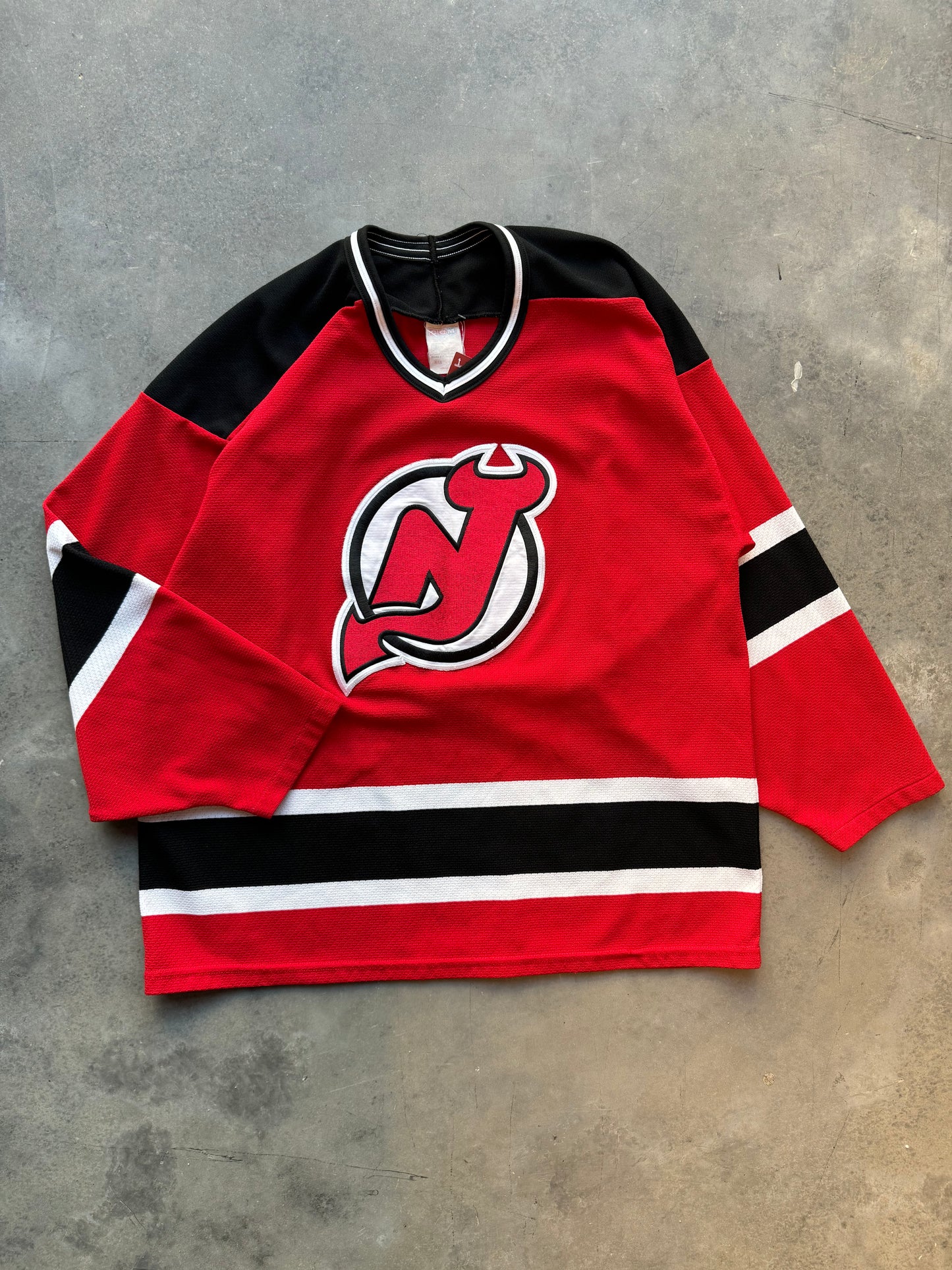 90’s New Jersey Devils Vintage Red CCM NHL Hockey Jersey (Large)