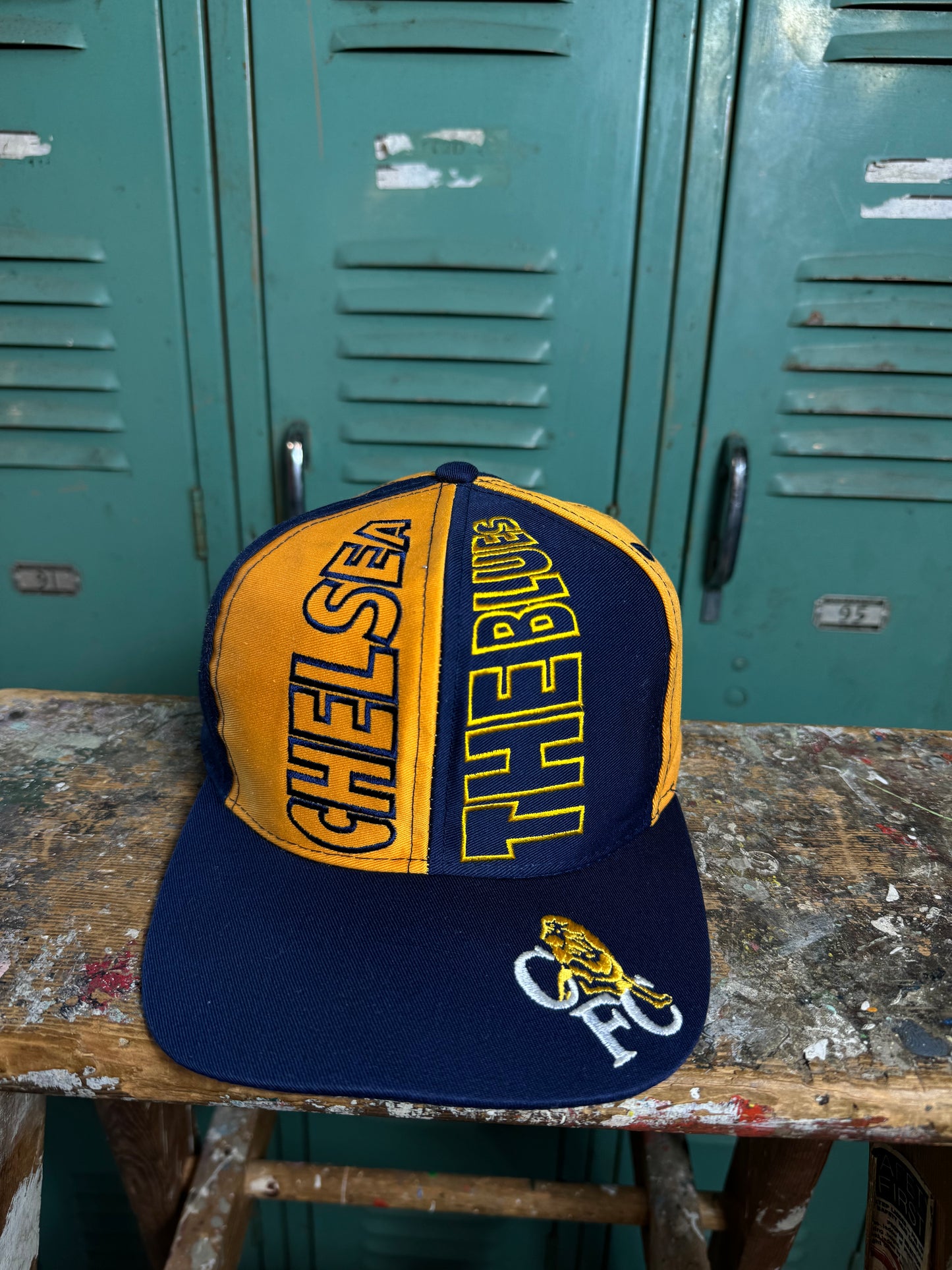 90’s Chelsea FC “The Blues” Vintage Pinwheel Soccer Snapback Hat (OSFA)