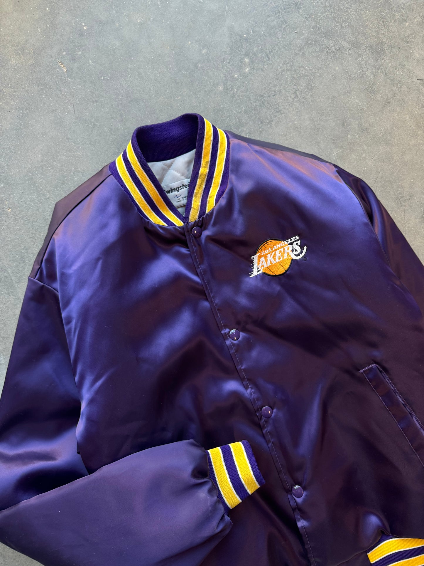 80’s Los Angeles Lakers Vintage Purple Swingster NBA Satin Jacket (Large)