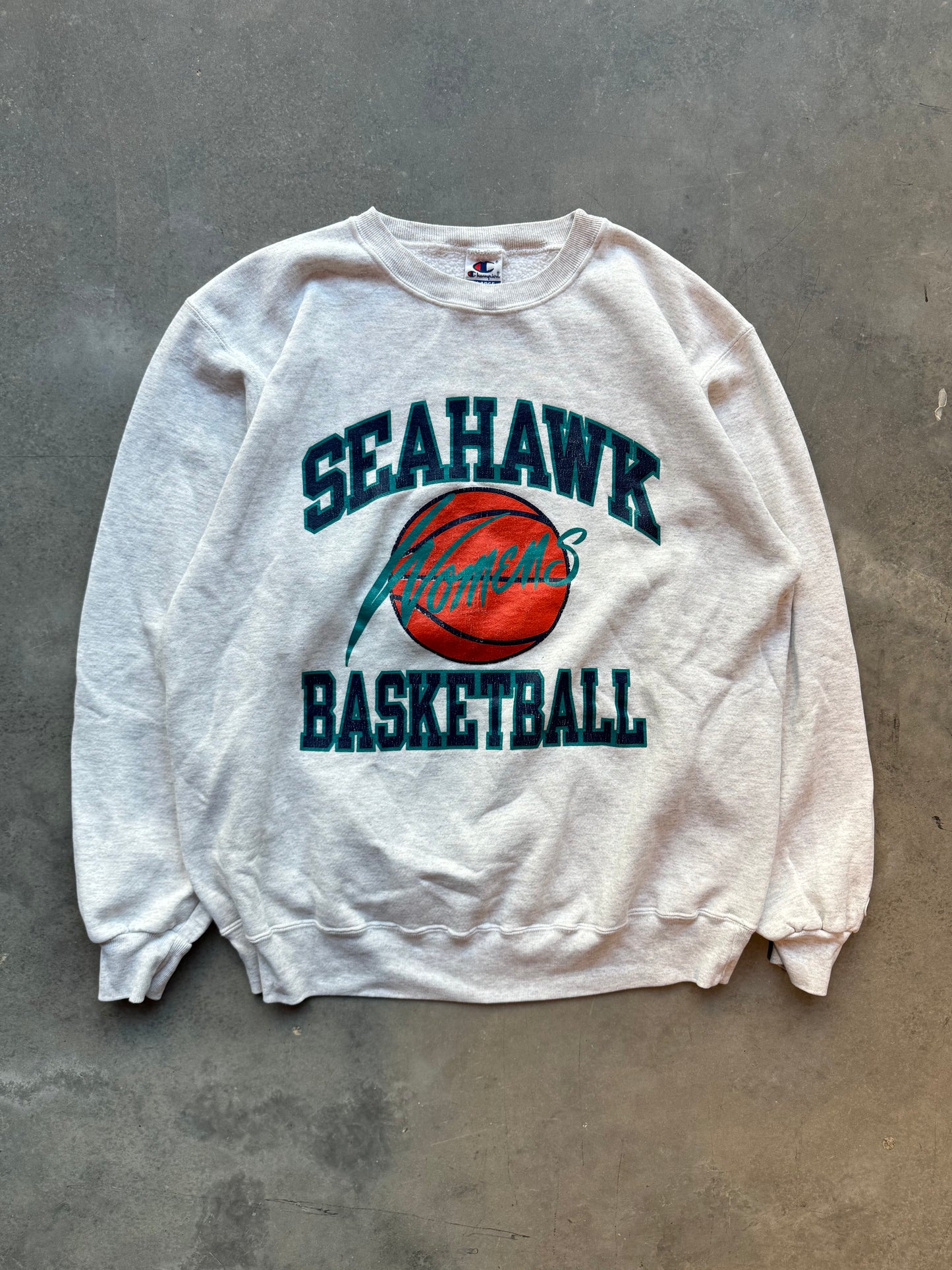 90’s University of Wilmington Seahawks Women’s Basketball Vintage Champion Crewneck (XL)