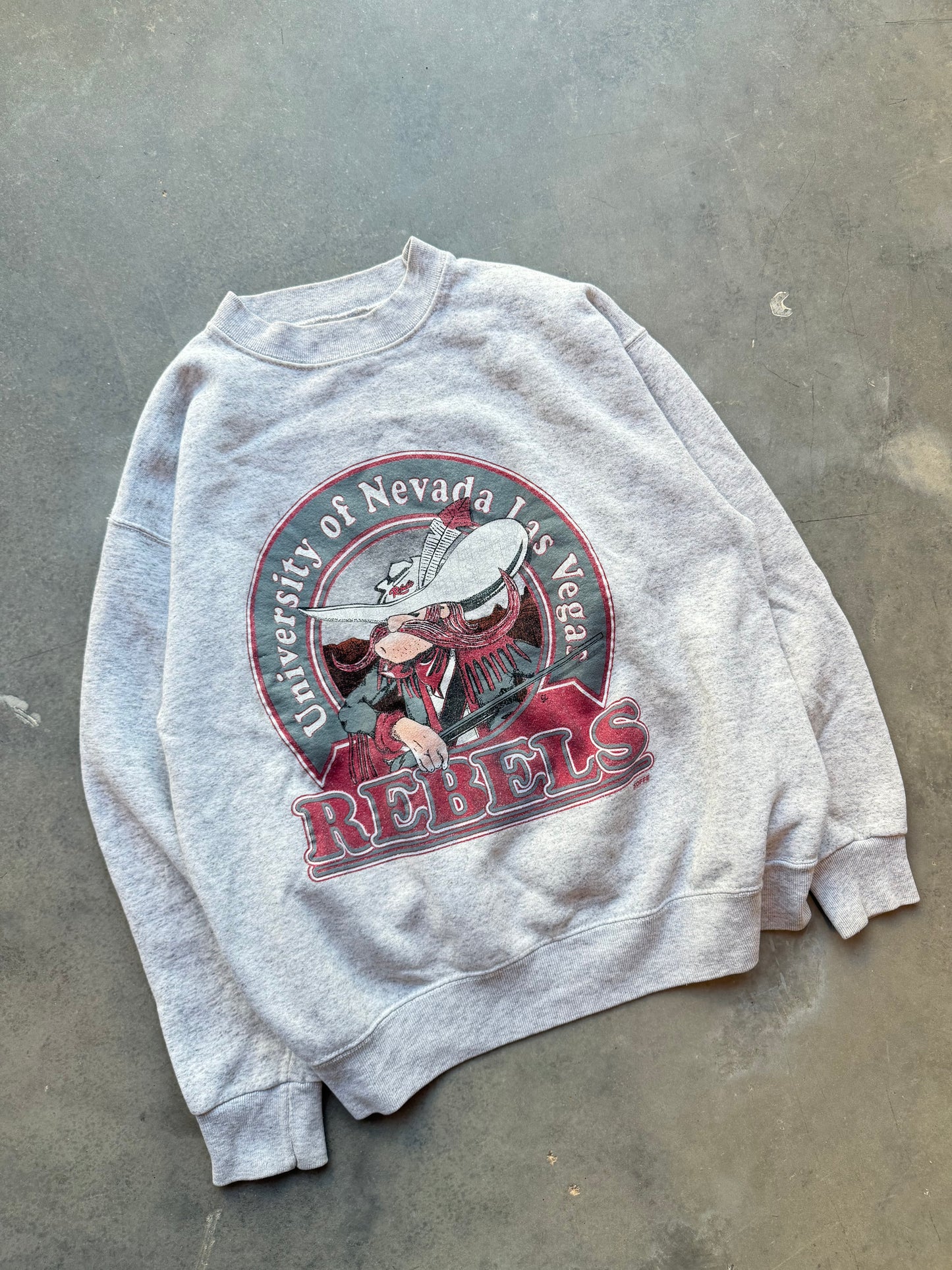 90’s UNLV Running Rebels Vintage Heather Grey College Mascot Crewneck (Large)