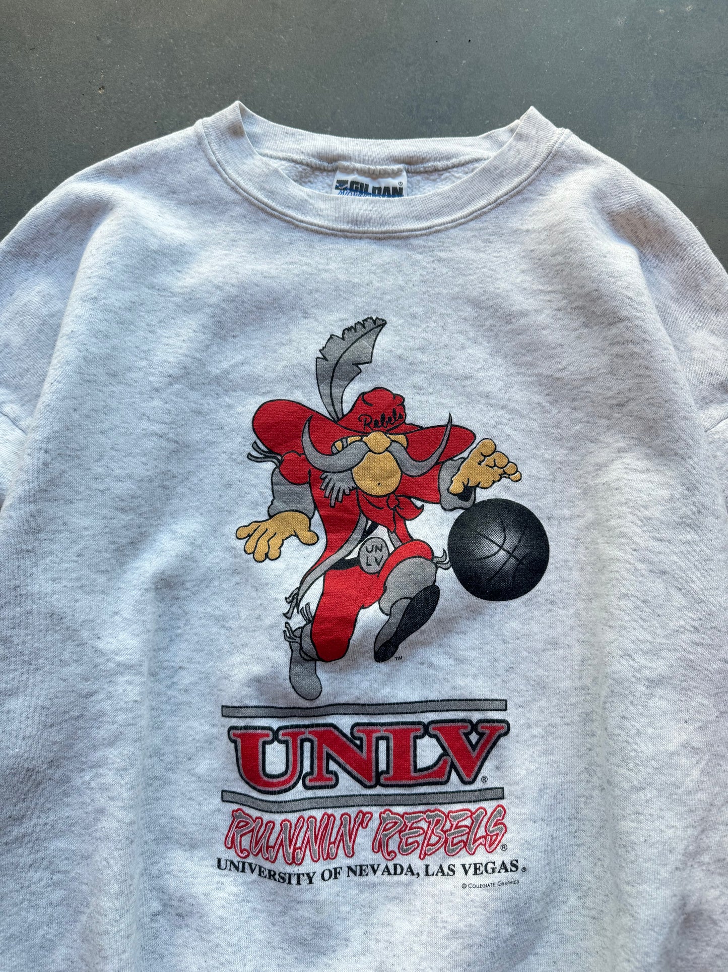 90’s UNLV Runnin’ Rebels Vintage Heather Grey College Basketball Crewneck (XL)