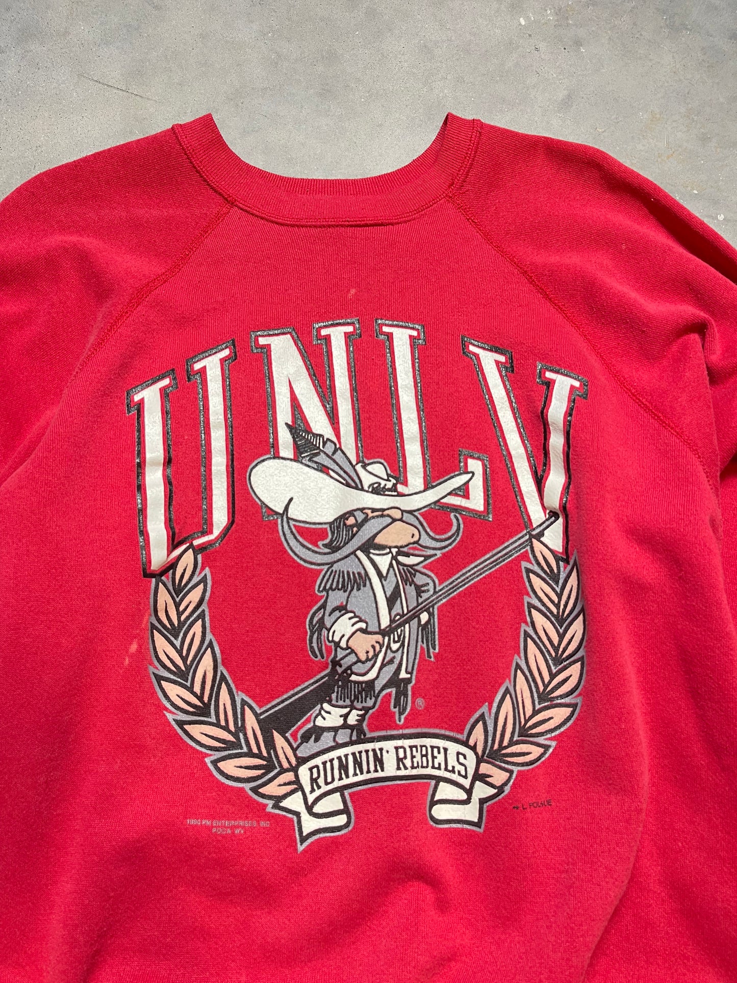 1990 UNLV Runnin’ Rebels Vintage College Crewneck (Large)