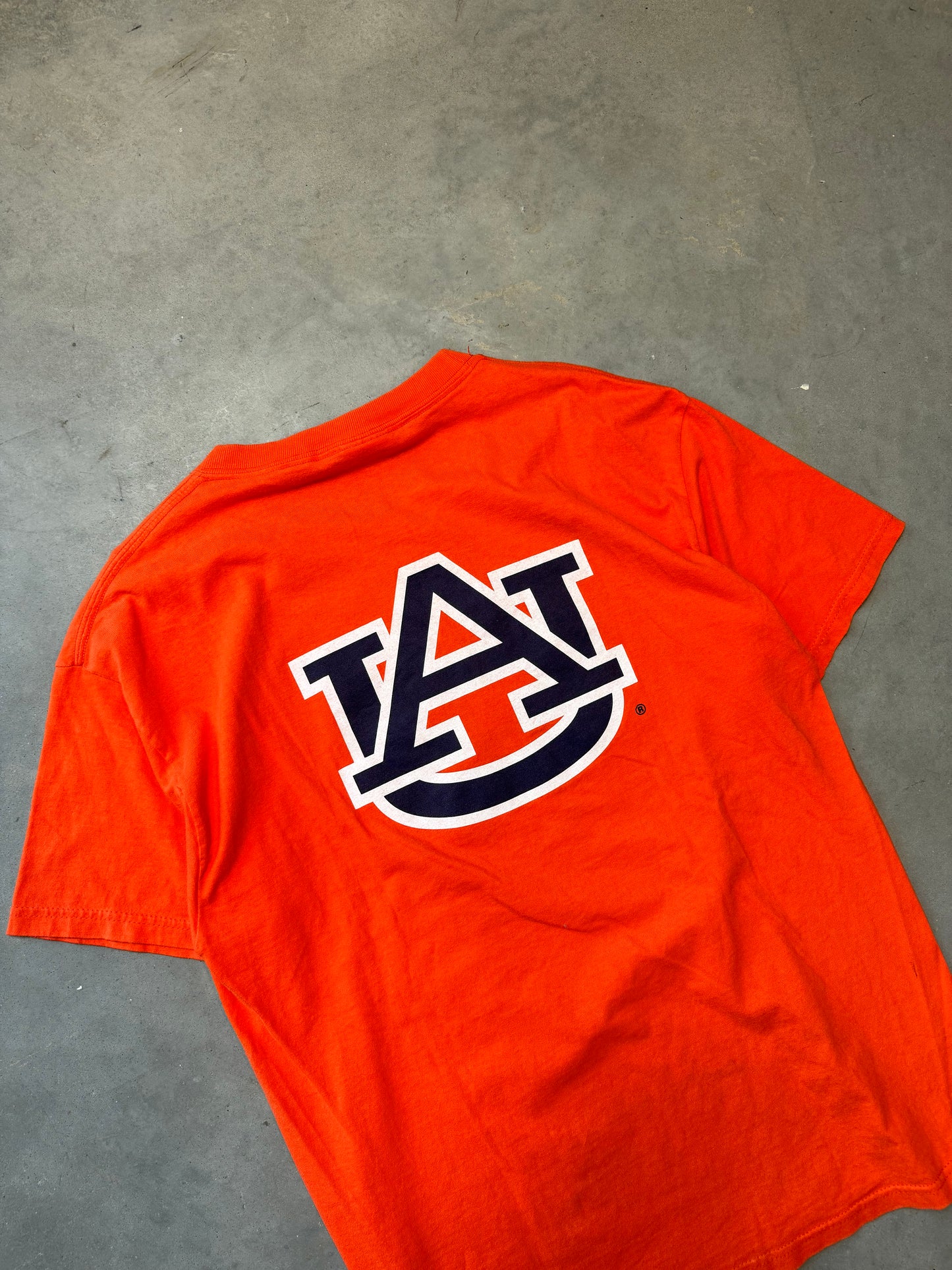 2003 Auburn Tigers vs. Alabama Crimson Tide College Football Rivalry Tee (Large)