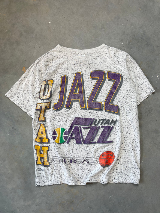 90’s Utah Jazz Vintage NBA All Over Print Tee (Medium)