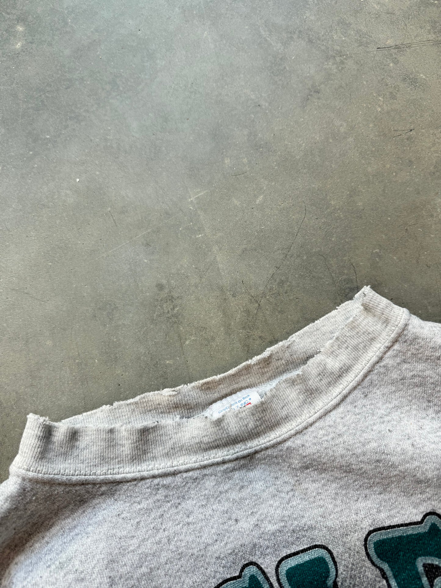 90’s Philadelphia Eagles Vintage Heather Grey Big Spellout NFL Crewneck (XL)