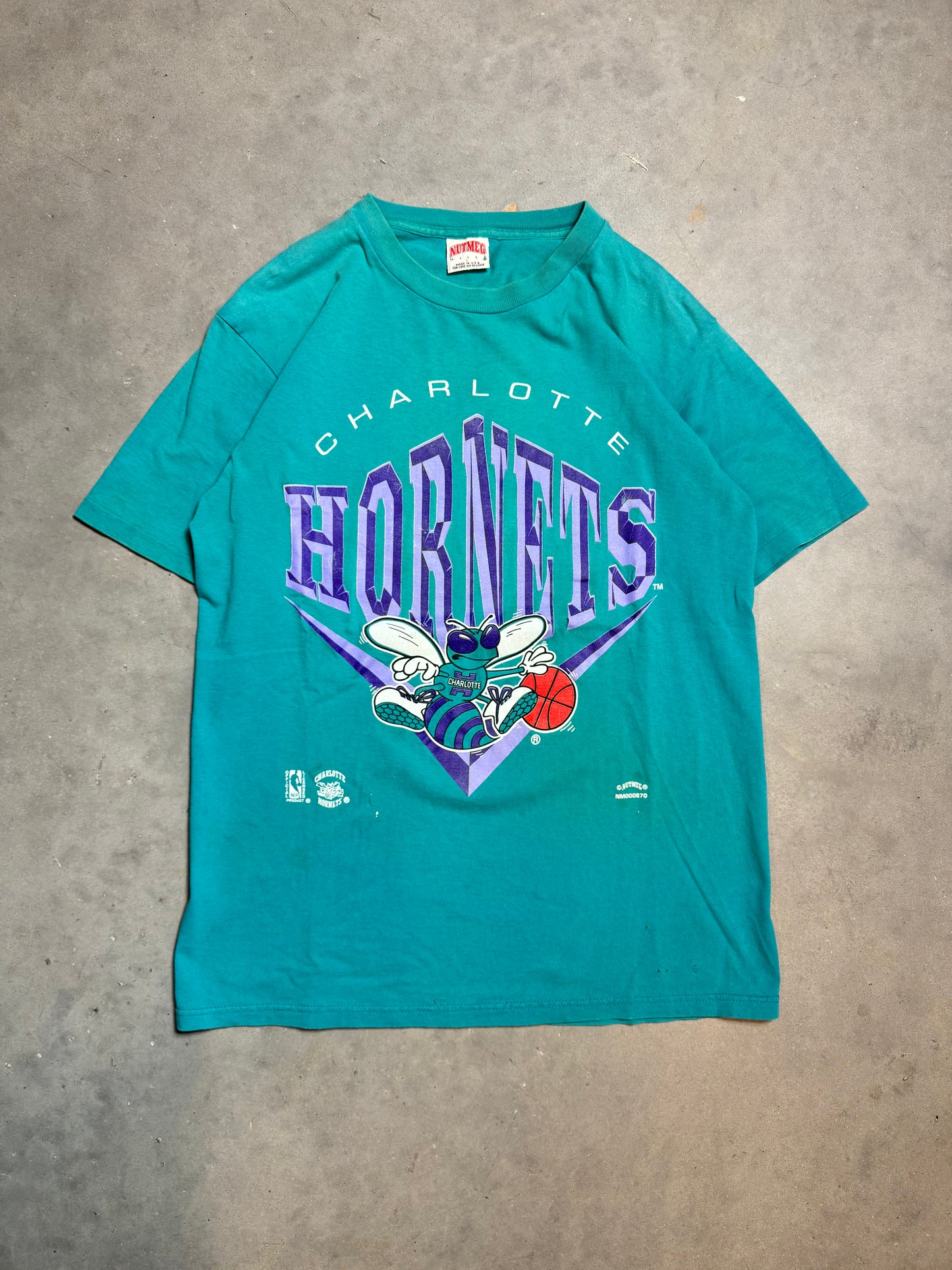 90’s Charlotte Hornets Vintage Faded Teal Nutmeg Mills NBA Tee (Large)