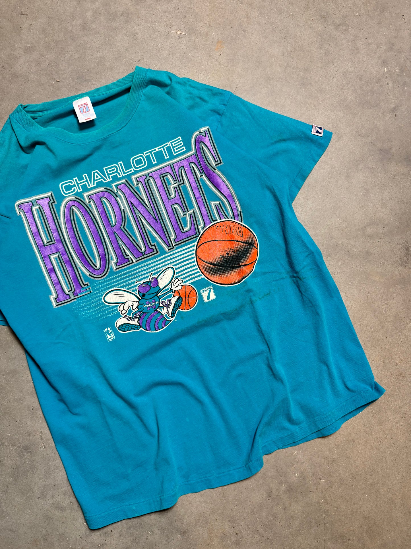 90’s Charlotte Hornets Vintage Teal Logo 7 NBA Tee (XL)