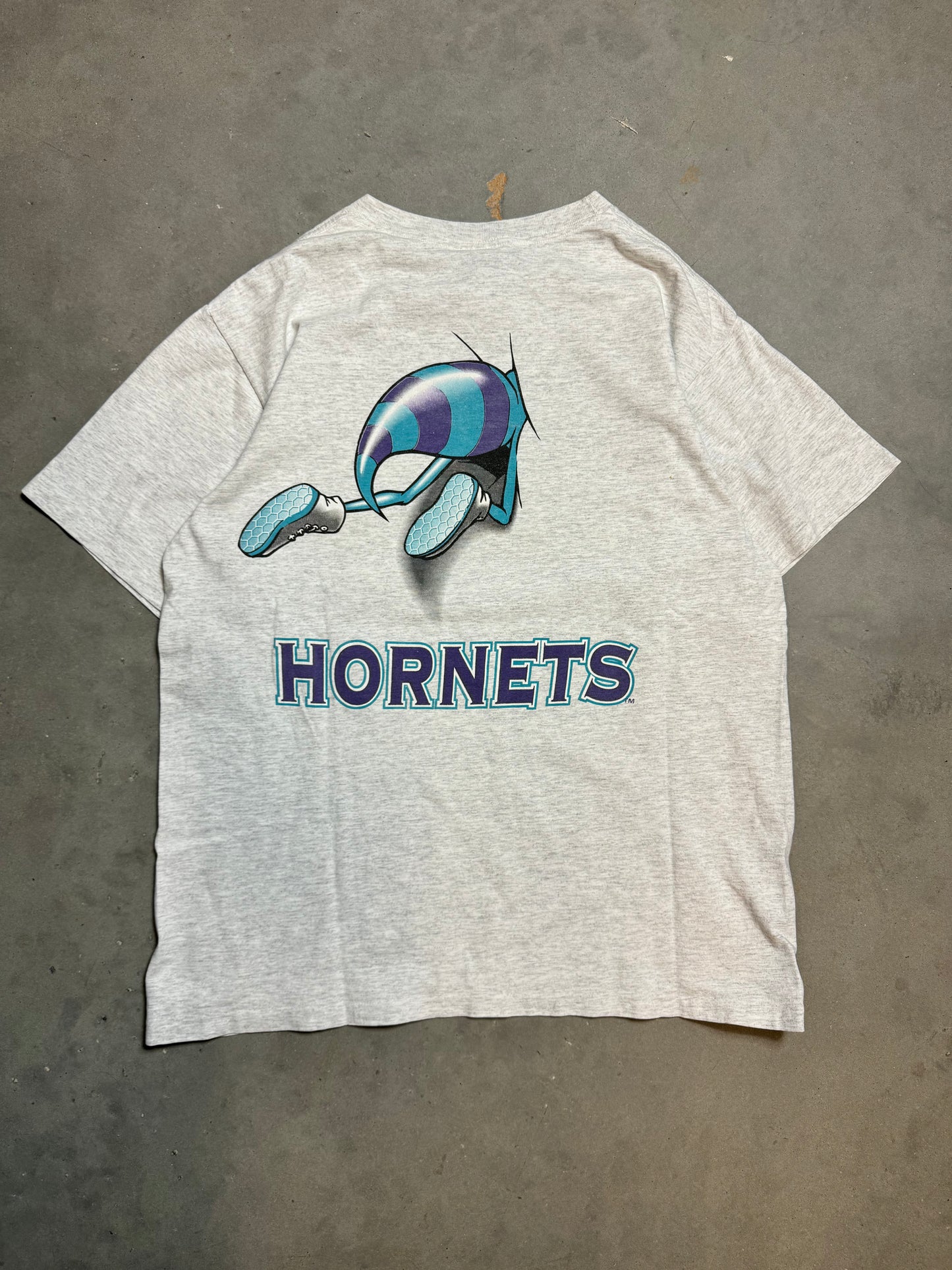 90’s Charlotte Hornets Vintage Heather Grey Nutmeg Mills Breakthrough NBA Tee (Large)