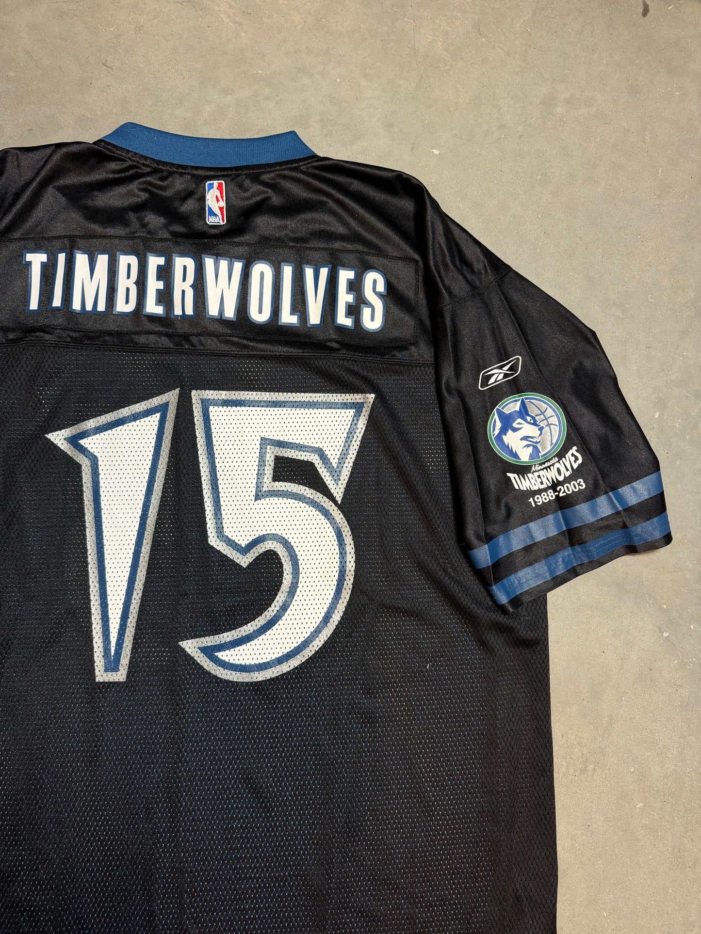 2003 Minnesota Timberwolves Vintage Reebok 15th Anniversary NBA  Football Jersey (XL)