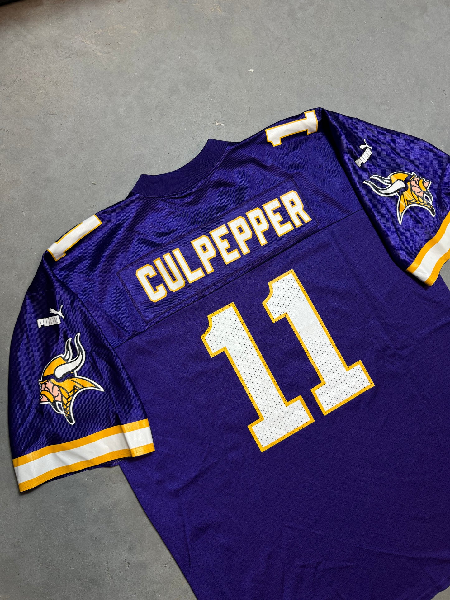 00’s Minnesota Vikings Daunte Culpepper Vintage Puma Purple Reebok NFL Jersey (XL)