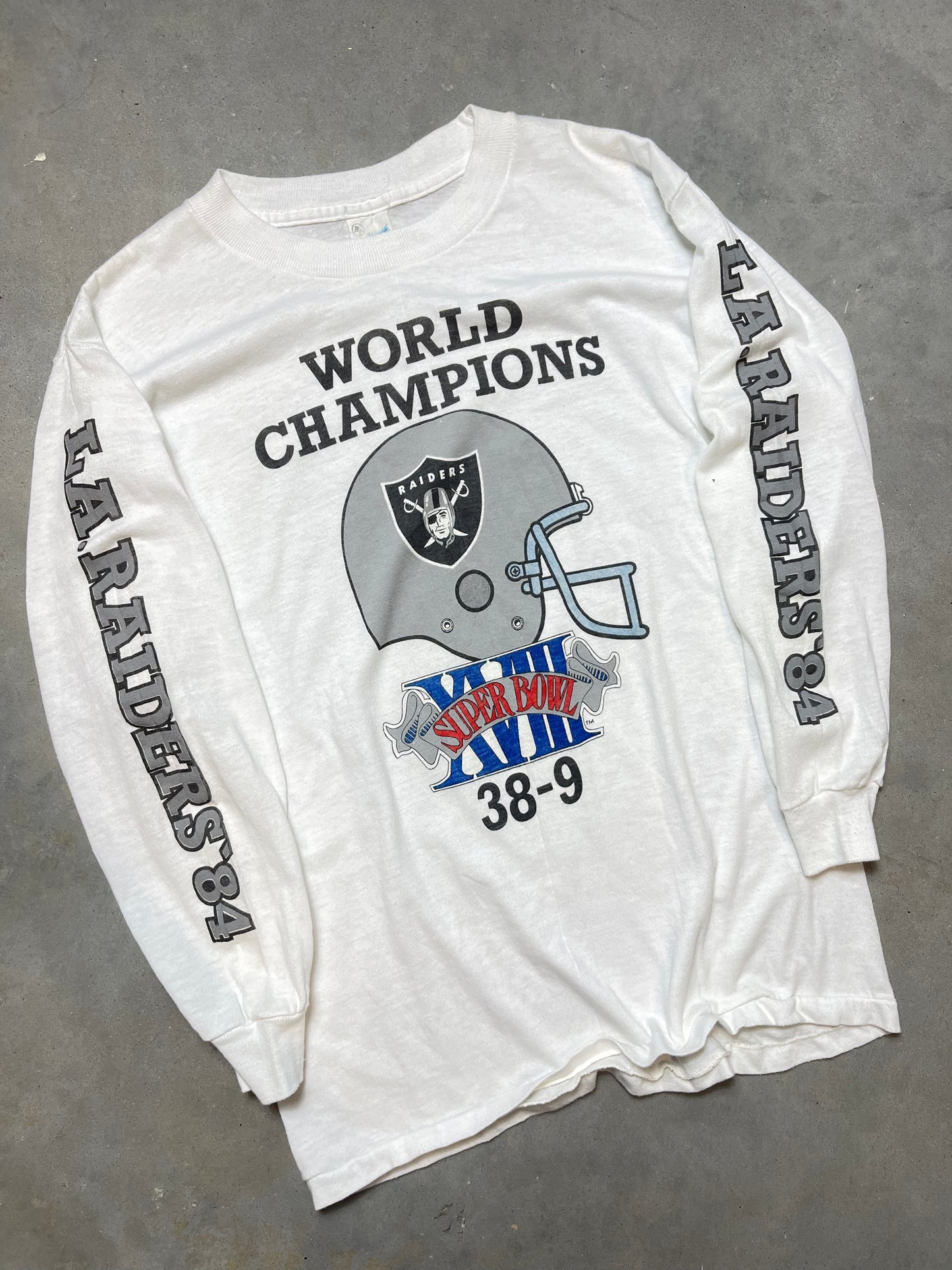 1984 Los Angeles Raiders Vintage Super Bowl XVIII NFL Longsleeve Tee (Medium)