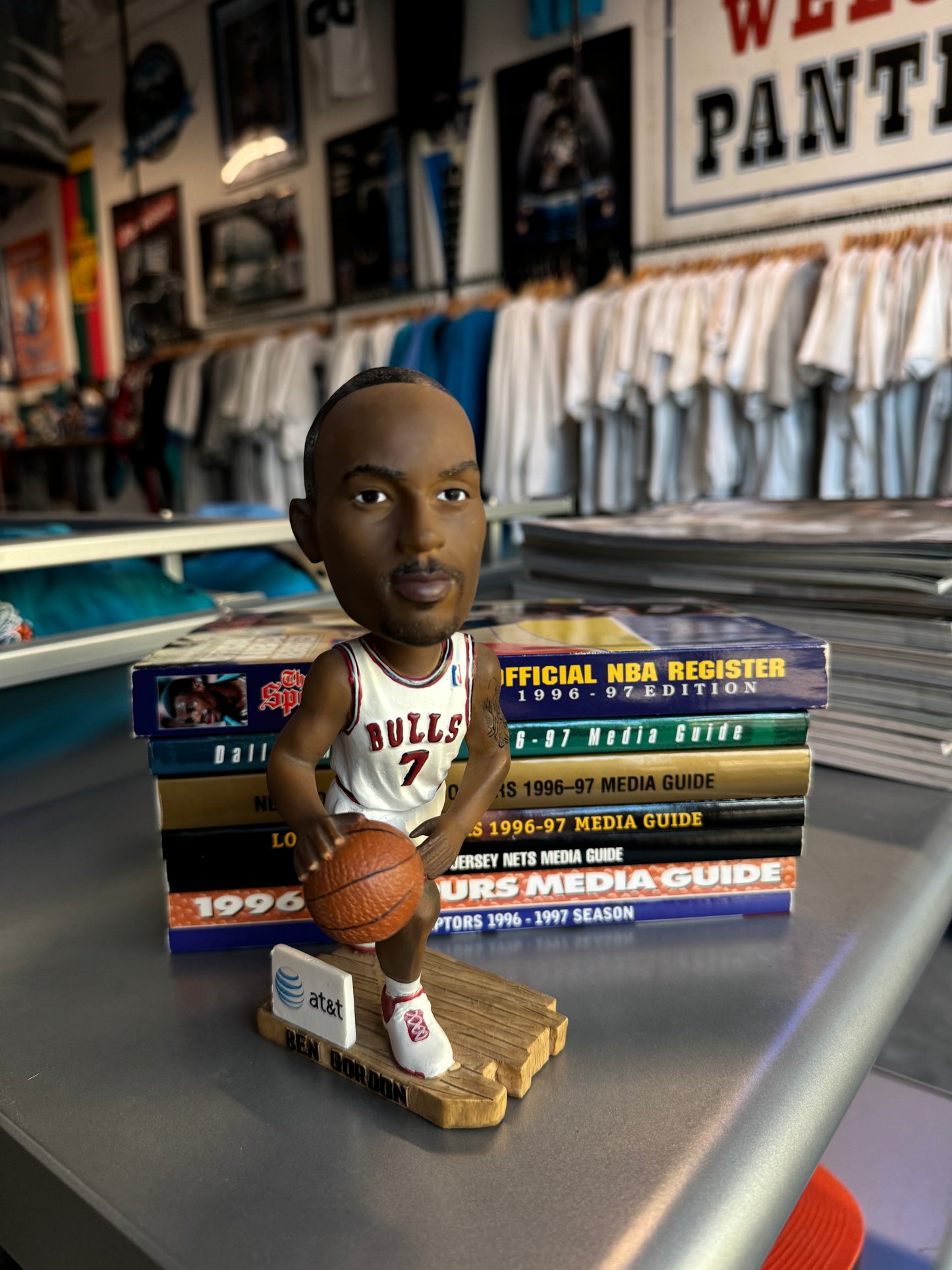 00’s Chicago Bulls Ben Gordon Vintage AT&T NBA Bobblehead