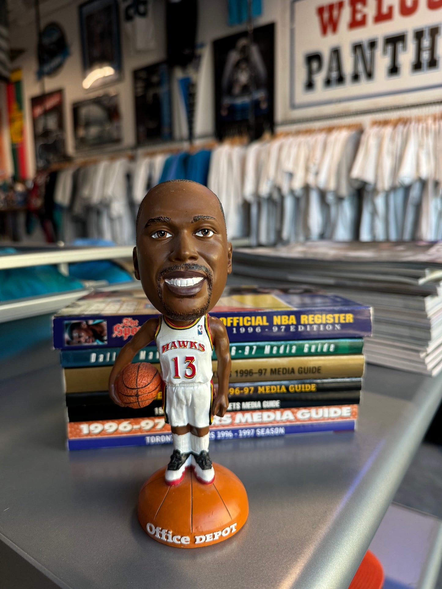 2002/2003 Atlanta Hawks Glenn Big Dog Robinson Vintage Office Depot NBA Bobblehead