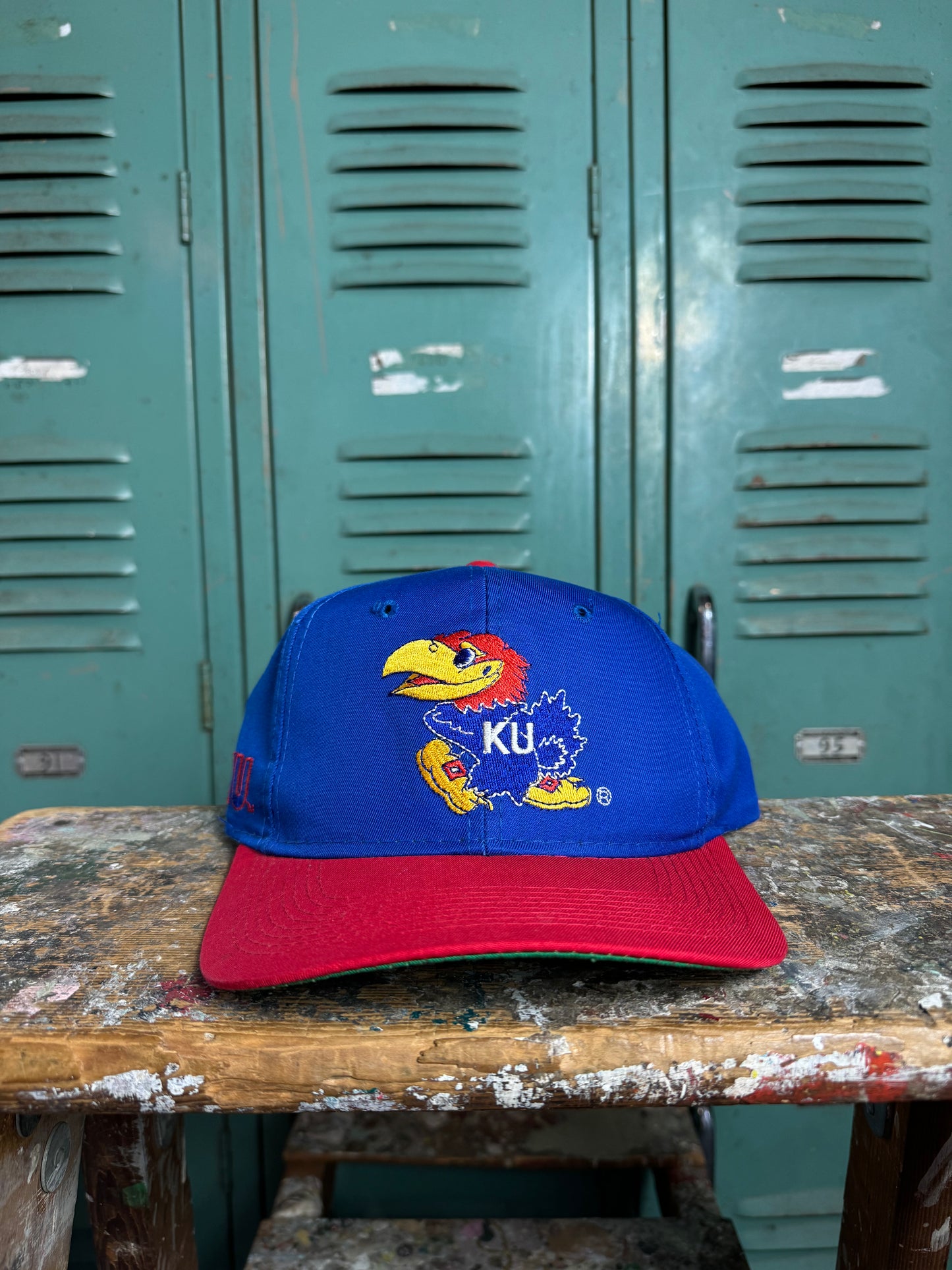 90’s Kansas Jayhawks Vintage Back Script College Snapback Hat (OSFA)