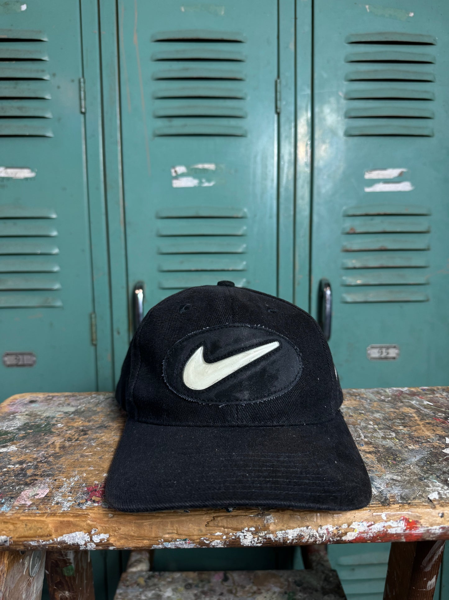 90’s Nike Uptempo Big Jewel Swoosh Vintage Basketball Snapback Hat (OSFA)