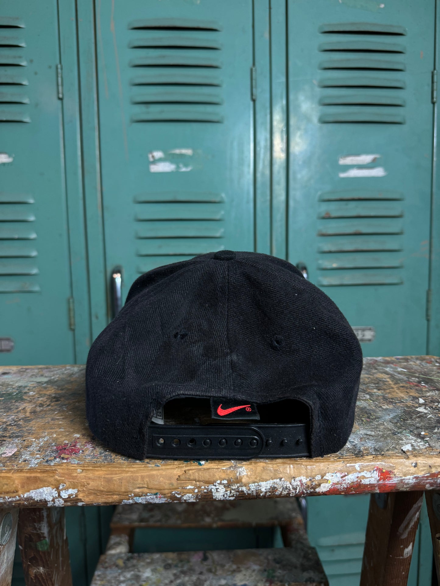 90’s Nike Uptempo Big Jewel Swoosh Vintage Basketball Snapback Hat (OSFA)