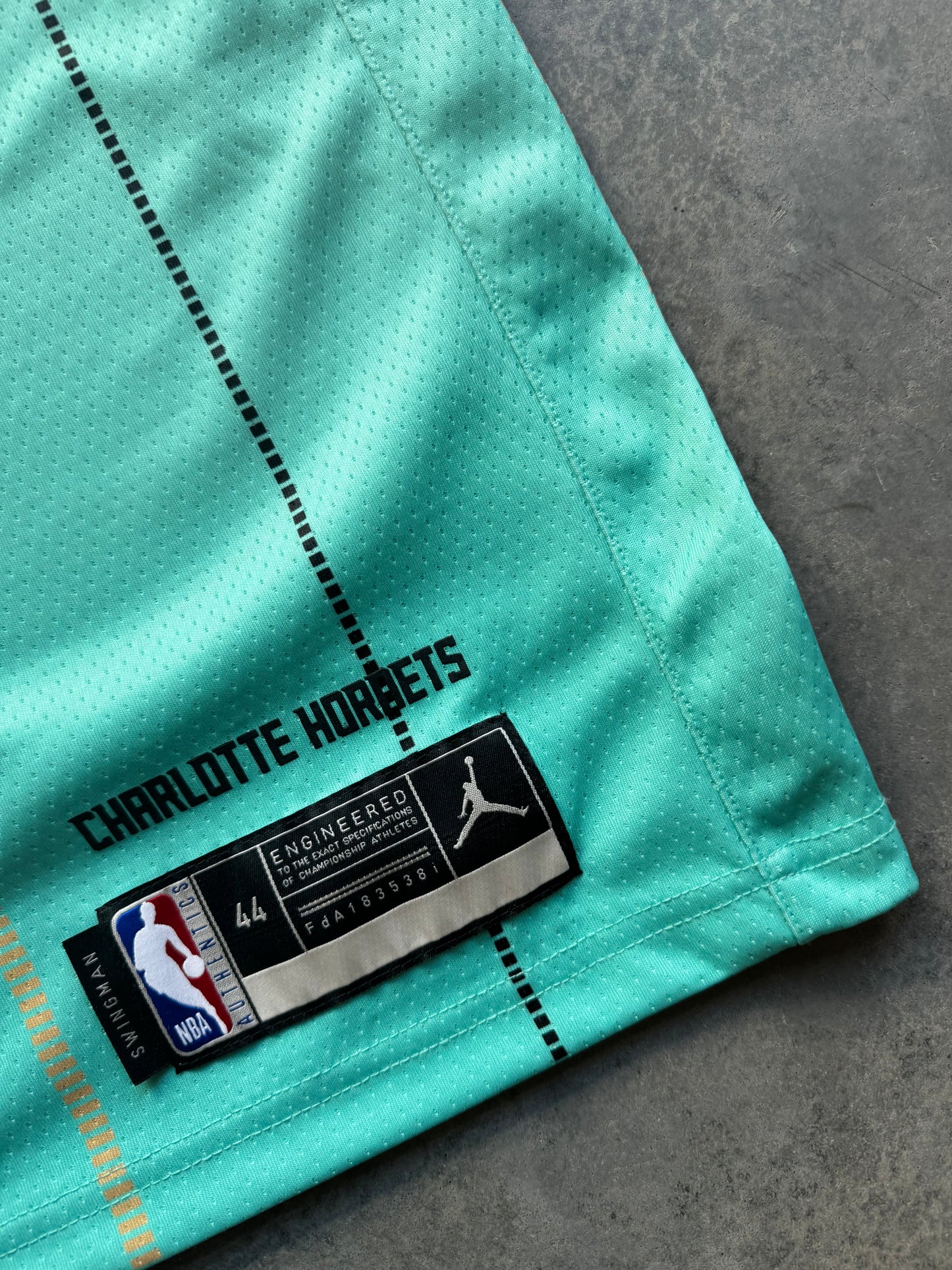 2020/2021 Charlotte Hornets Devonte Graham Mint Buzz City Alternate Jordan Brand NBA Jersey - Deadstock (44/Medium)