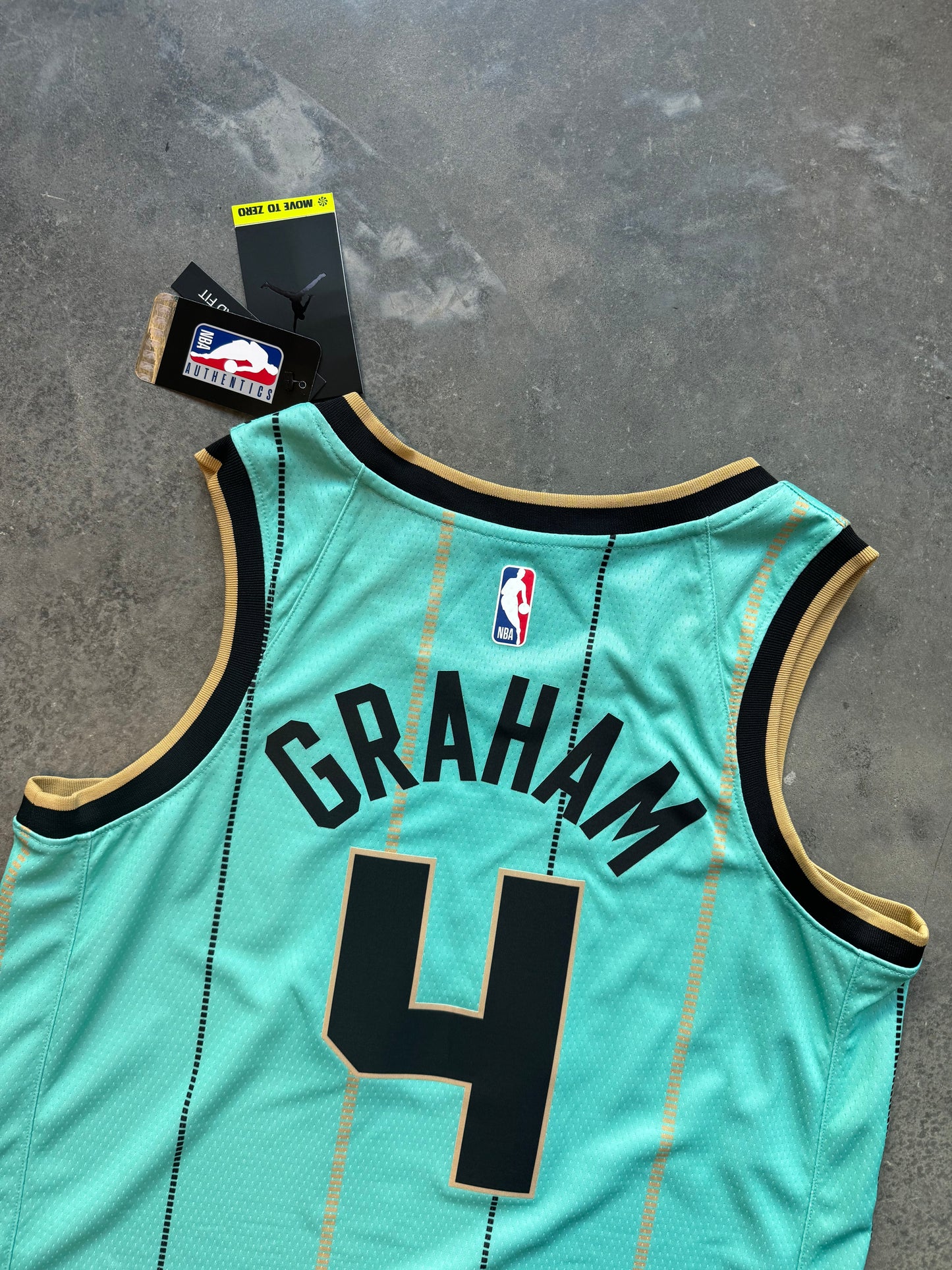 2020/2021 Charlotte Hornets Devonte Graham Mint Buzz City Alternate Jordan Brand NBA Jersey - Deadstock (44/Medium)