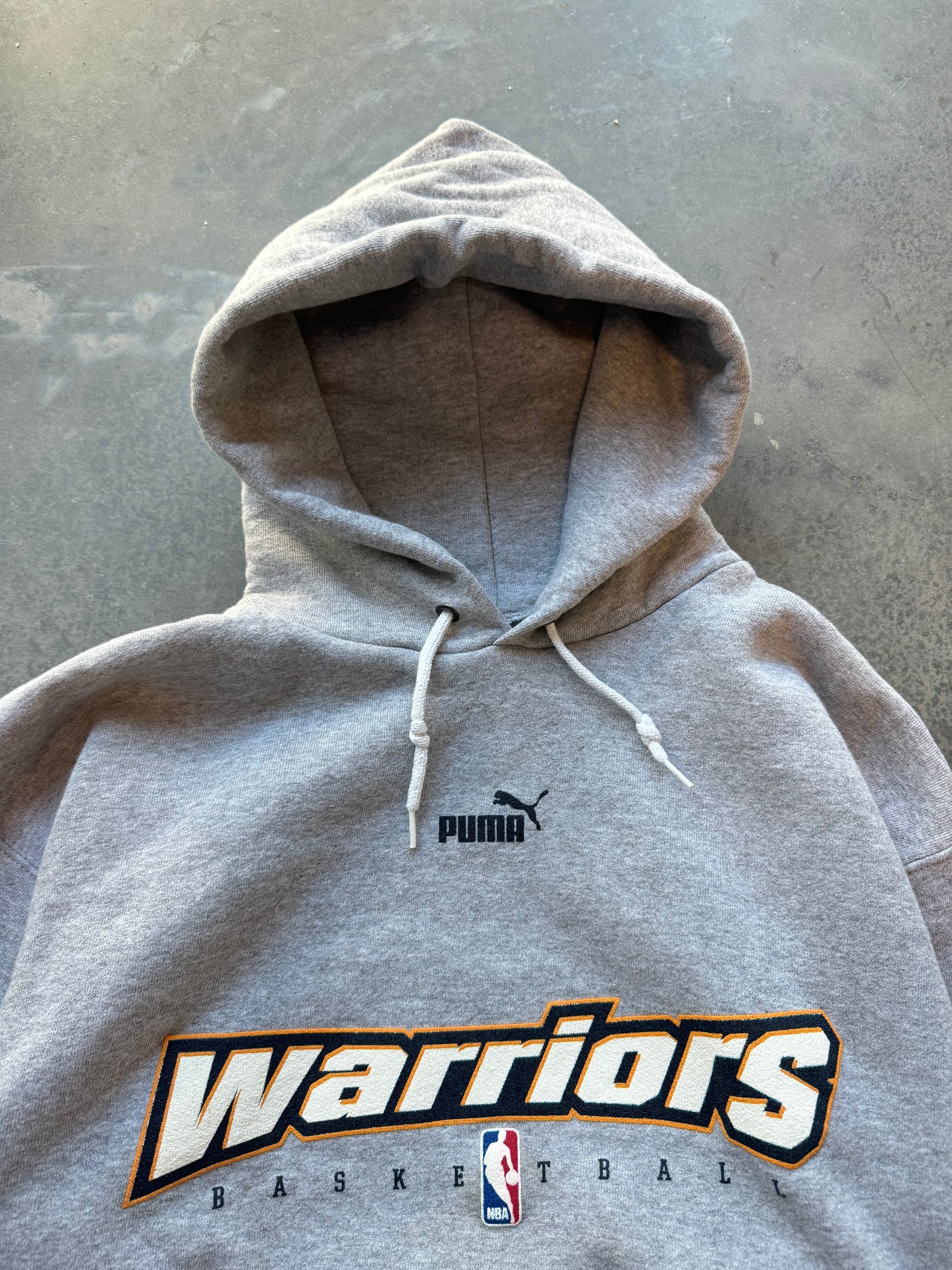 1999/2000 Golden State Warriors Vintage Puma Grey NBA Spellout Hoodie - Deadstock (Large)