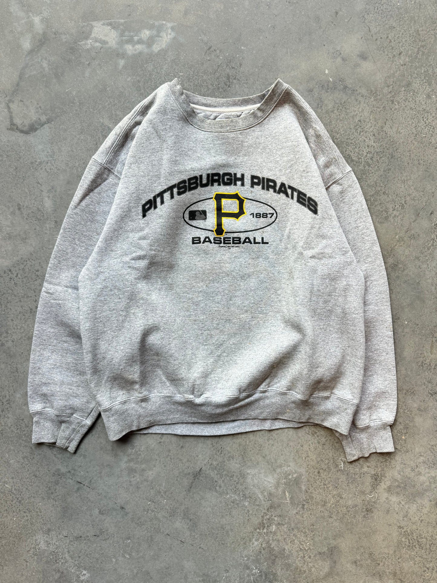 2001 Pittsburgh Pirates Vintage Grey Majestic Heavyweight MLB Crewneck (Large)