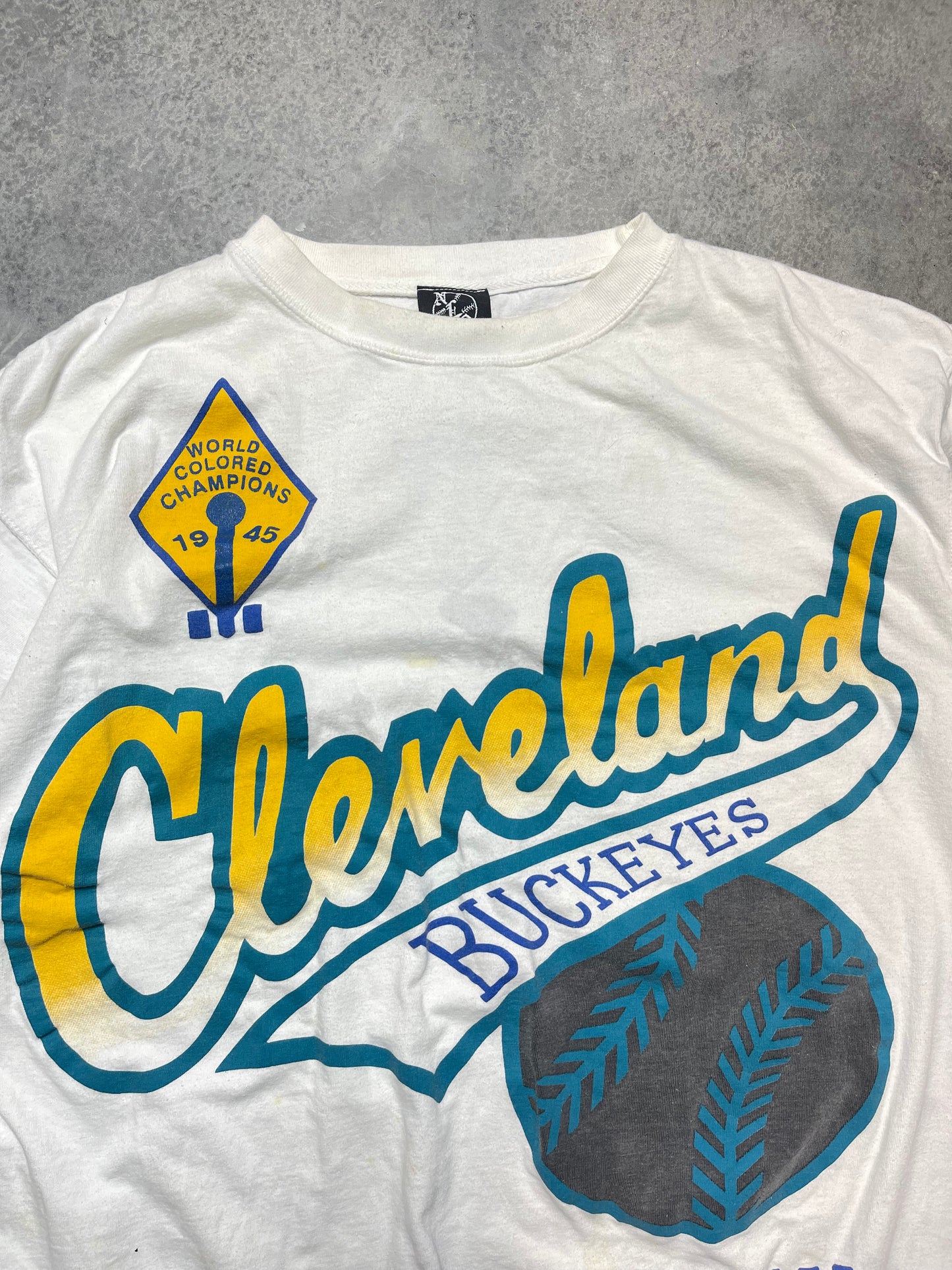 90’s Cleveland Buckeyes Vintage Negro League Baseball League Tee (XL)