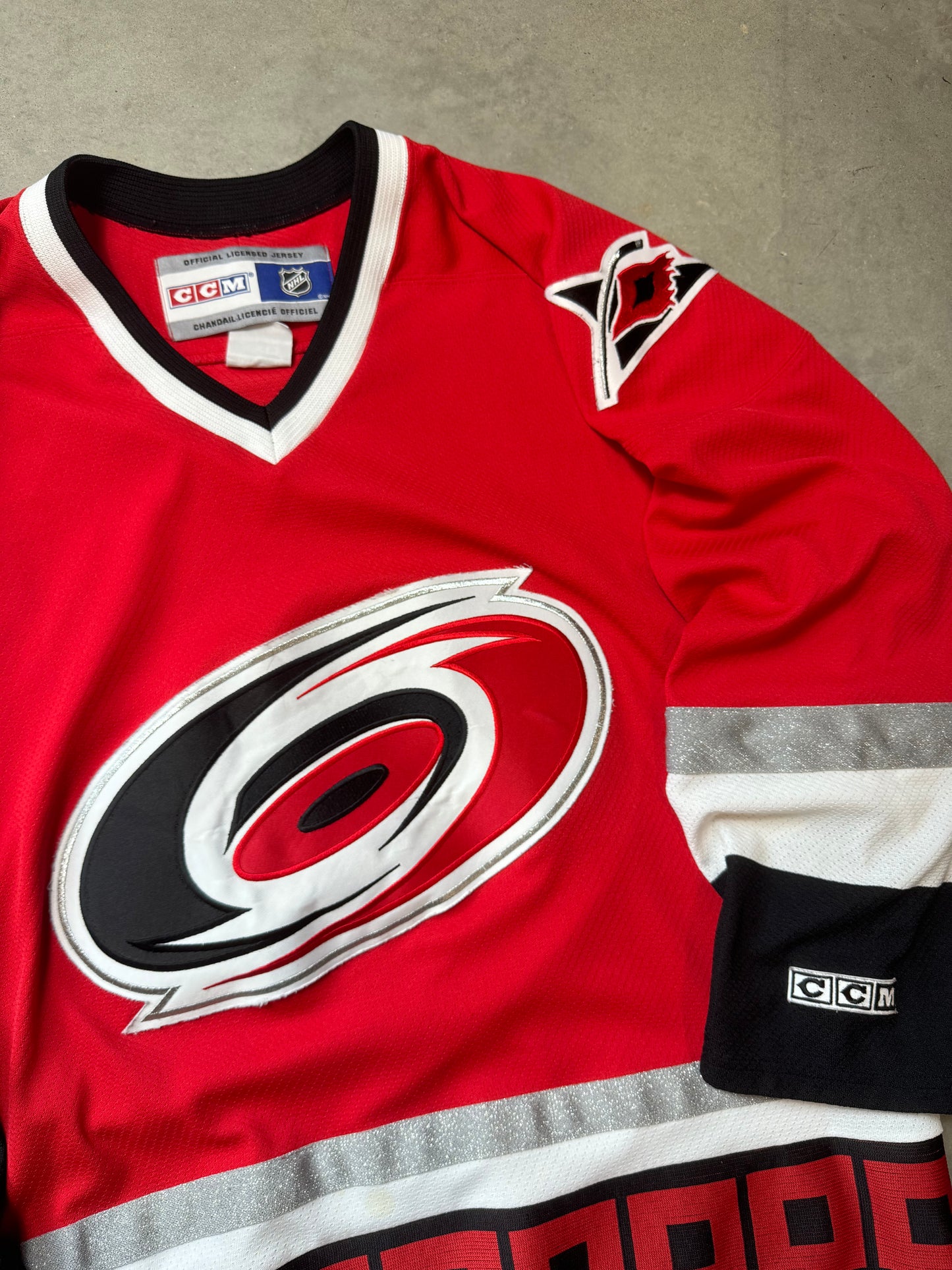 90’s Carolina Hurricanes Vintage CCM NHL Hockey Jersey (XL)