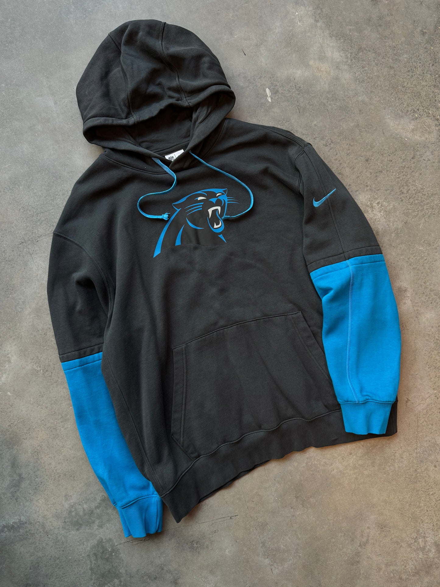 2024 Carolina Panthers Colorblocked Nike NFL Sideline Hoodie (XL)