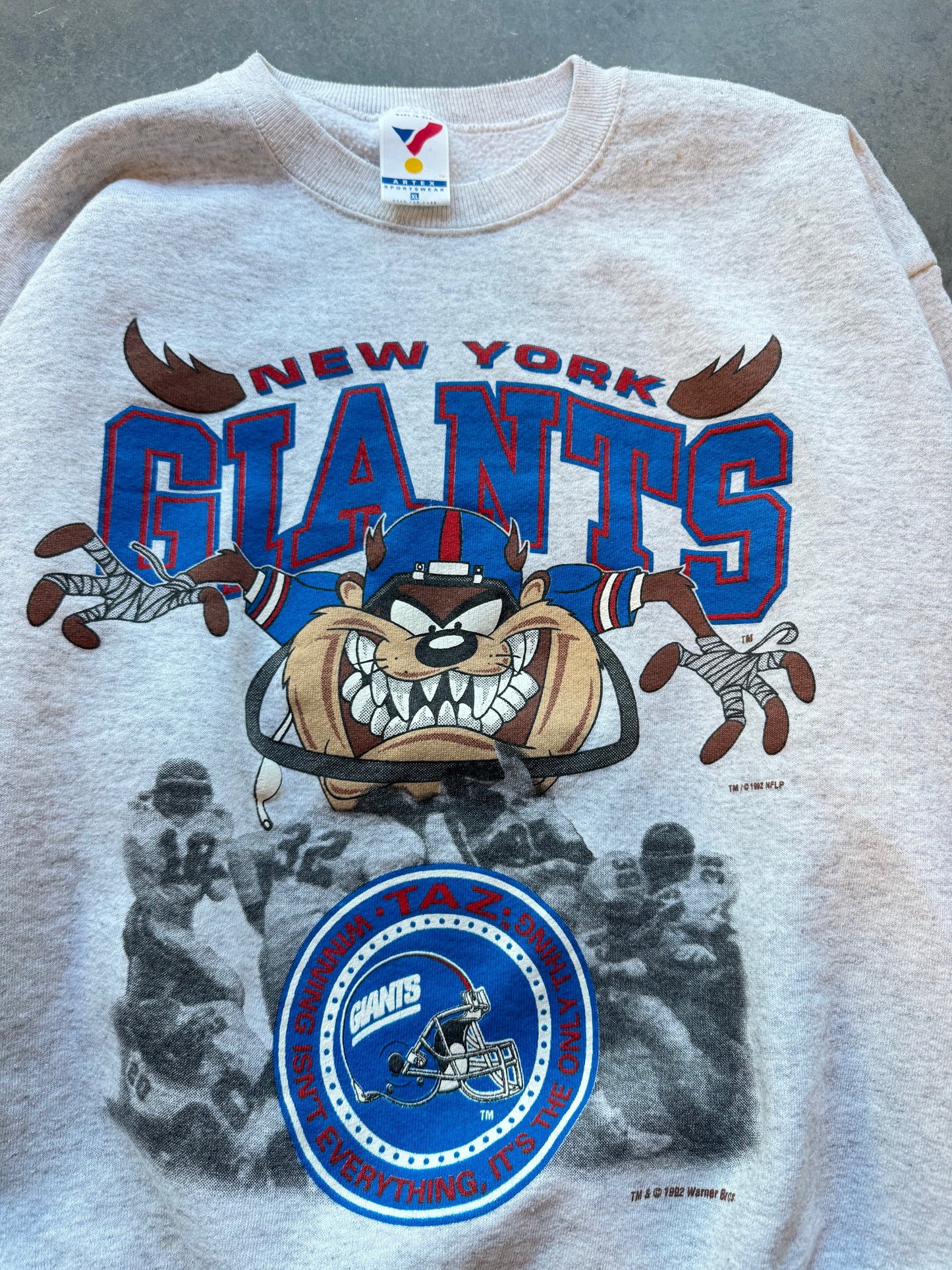 1994 New York Giants x Taz Looney Tunes Vintage Heather Grey NFL Crewneck (XL)