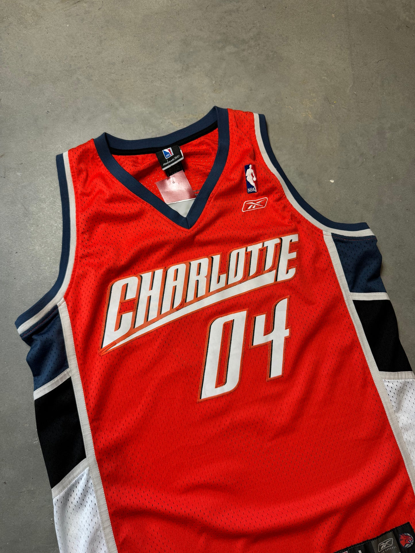 2004 Charlotte Bobcats Inaugural Season Reebok NBA Swingman Jersey (Large)