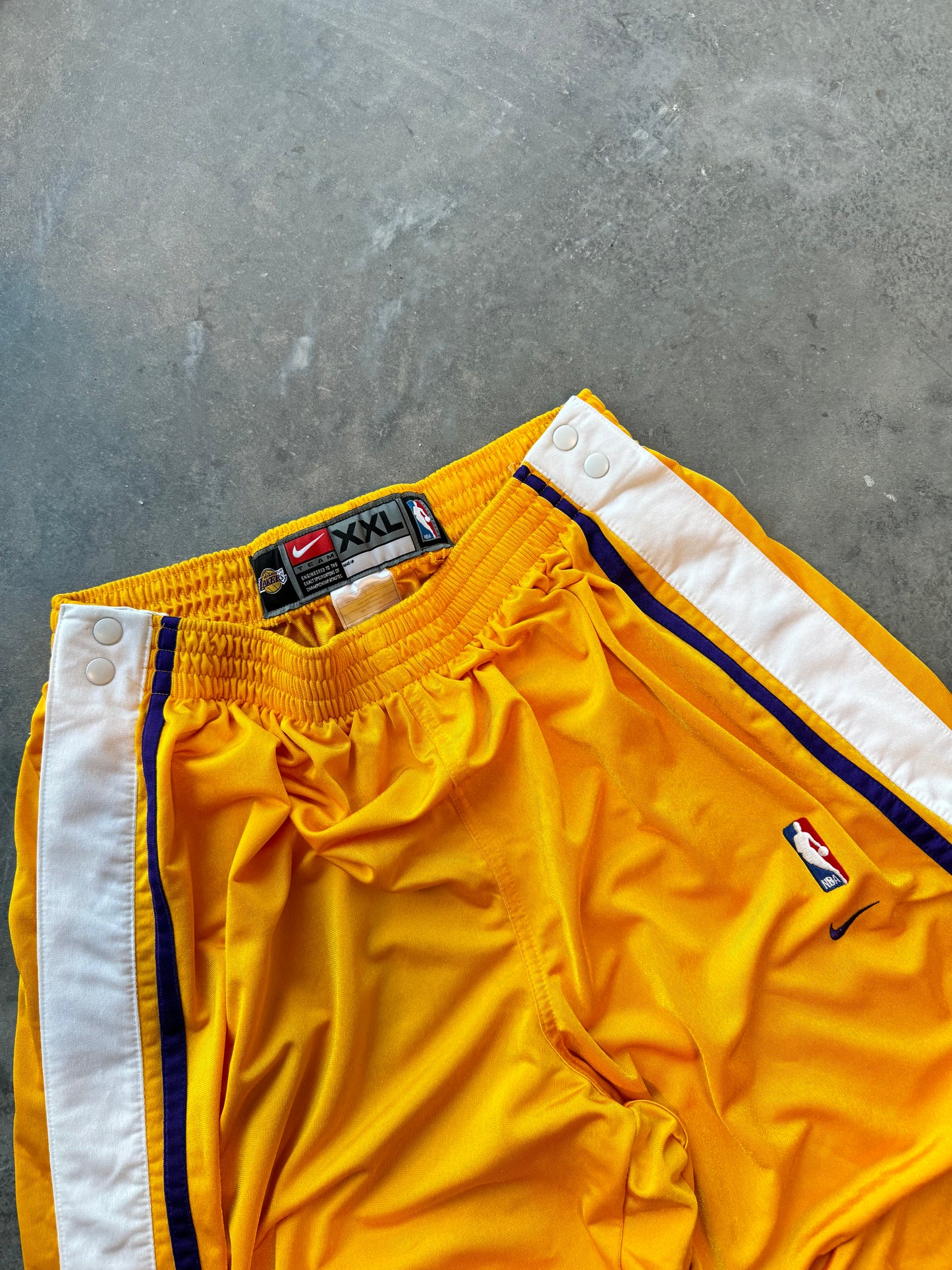 00’s Los Angeles Lakers Vintage Nike Team Sports Gold/Purple Full Snap Tearaway Warm Up NBA Pants (XXL)