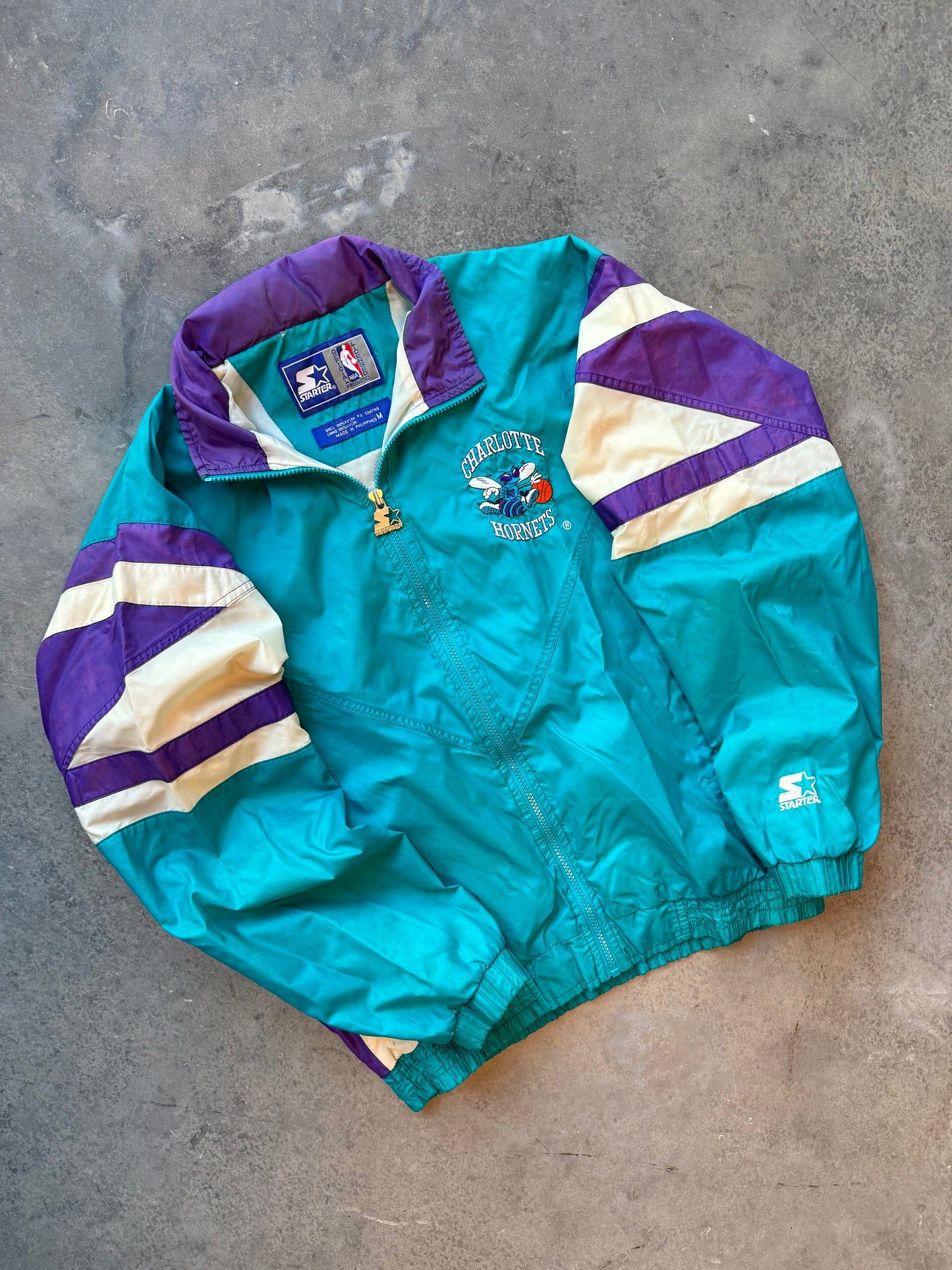 90’s Charlotte Hornets Vintage Teal Starter Full Zip NBA Windbreaker Jacket (Medium)