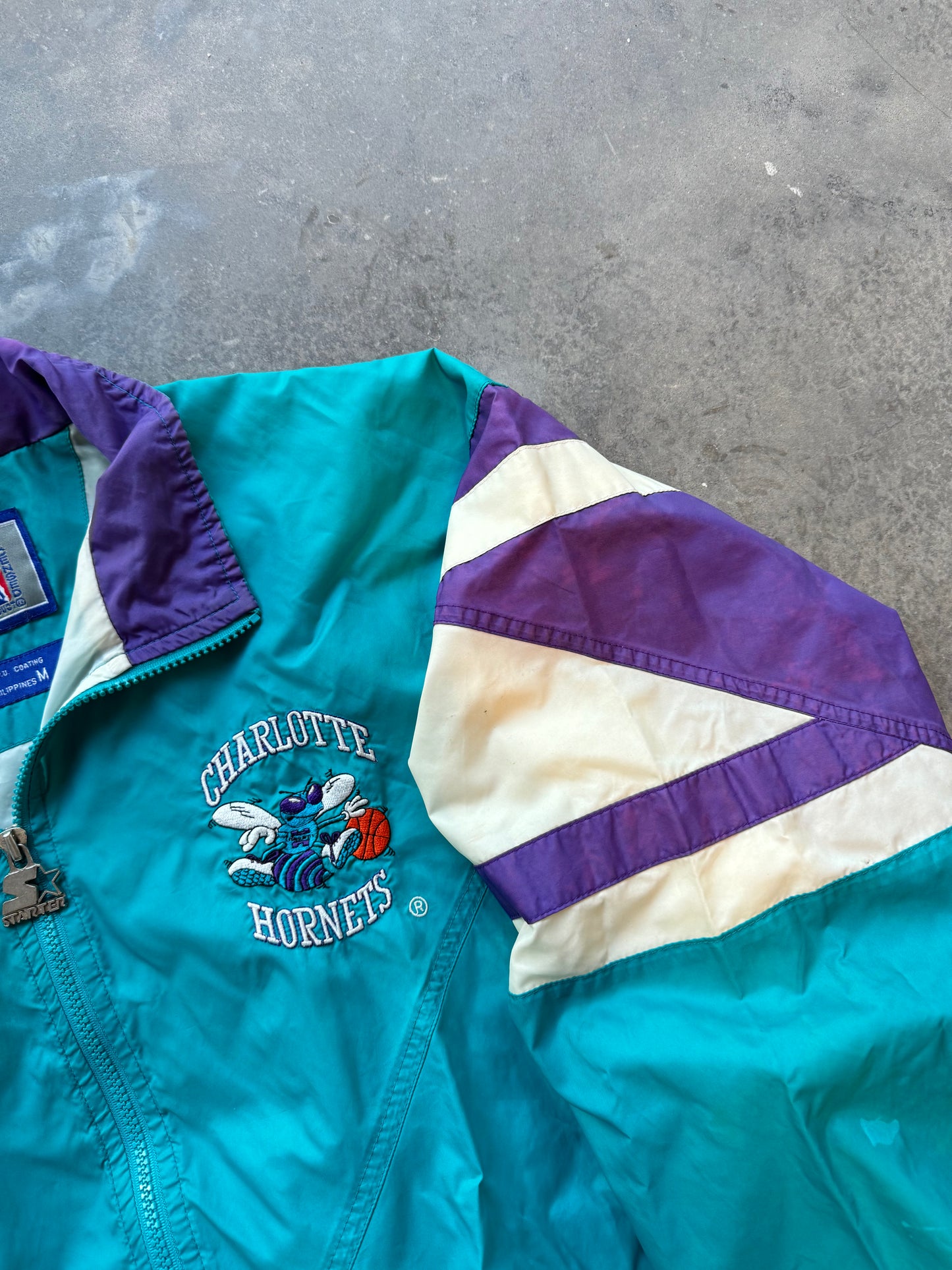 90’s Charlotte Hornets Vintage Teal Starter Full Zip NBA Windbreaker Jacket (Medium)