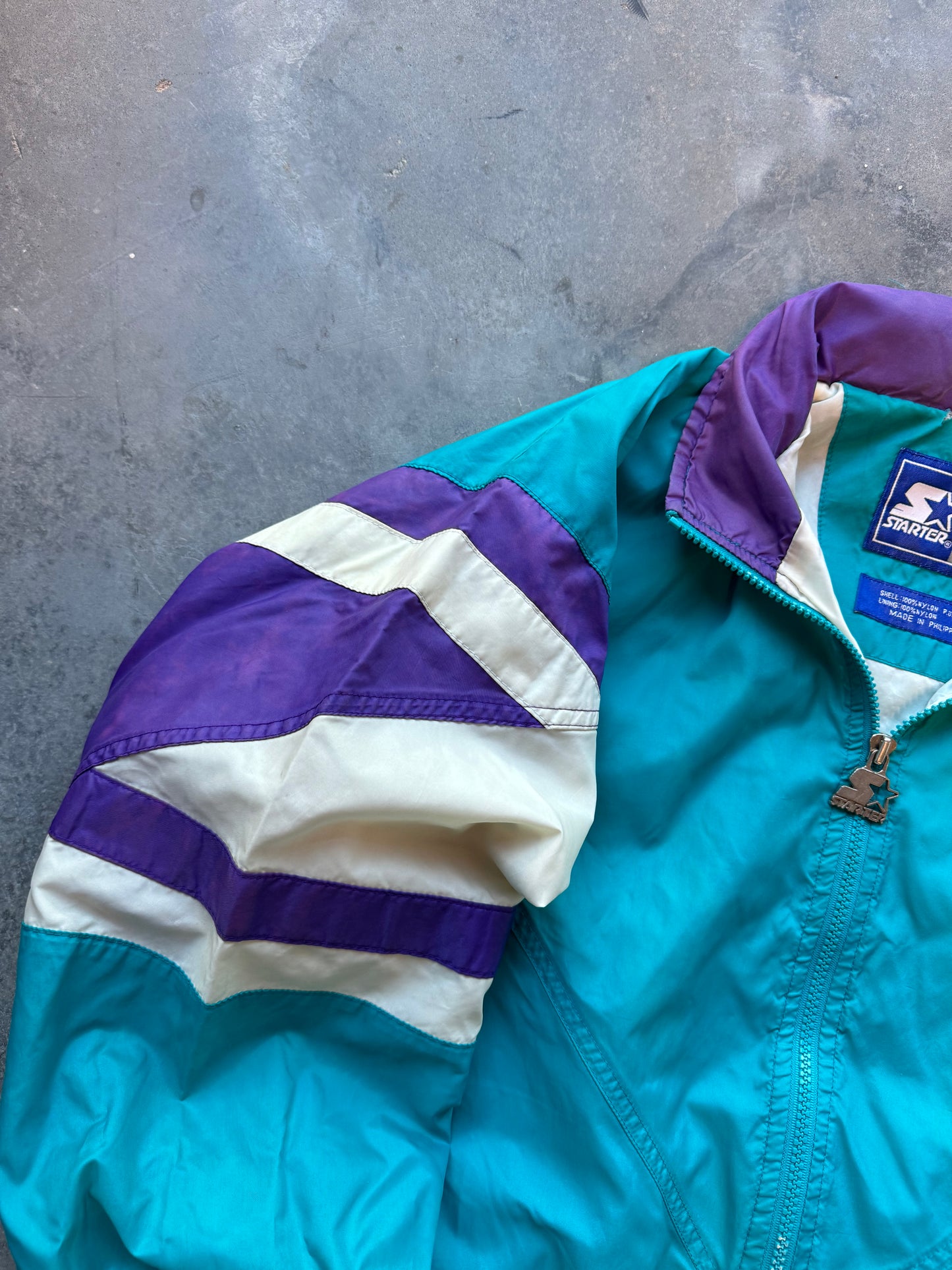 90’s Charlotte Hornets Vintage Teal Starter Full Zip NBA Windbreaker Jacket (Medium)