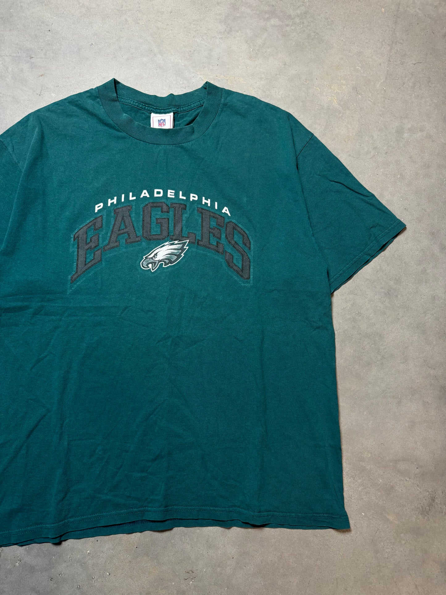 00’s Philadelphia Eagles Arch Logo Tee (XL)