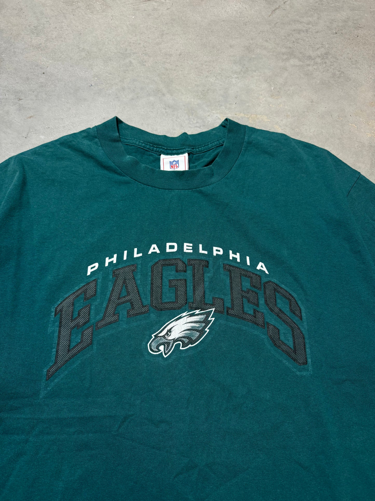 00’s Philadelphia Eagles Arch Logo Tee (XL)