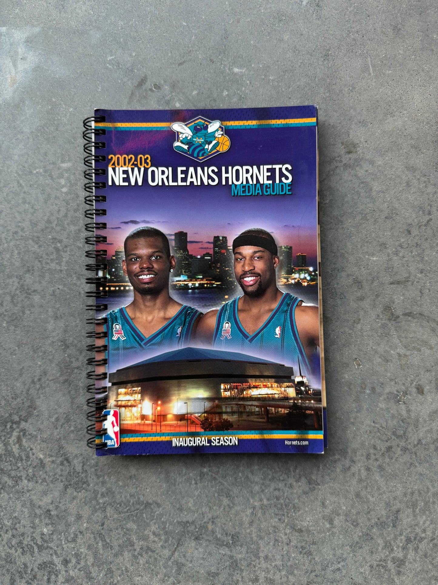 2002/2003 New Orleans Hornets Inaugural Season Vintage Media Guide Coffee Table Book