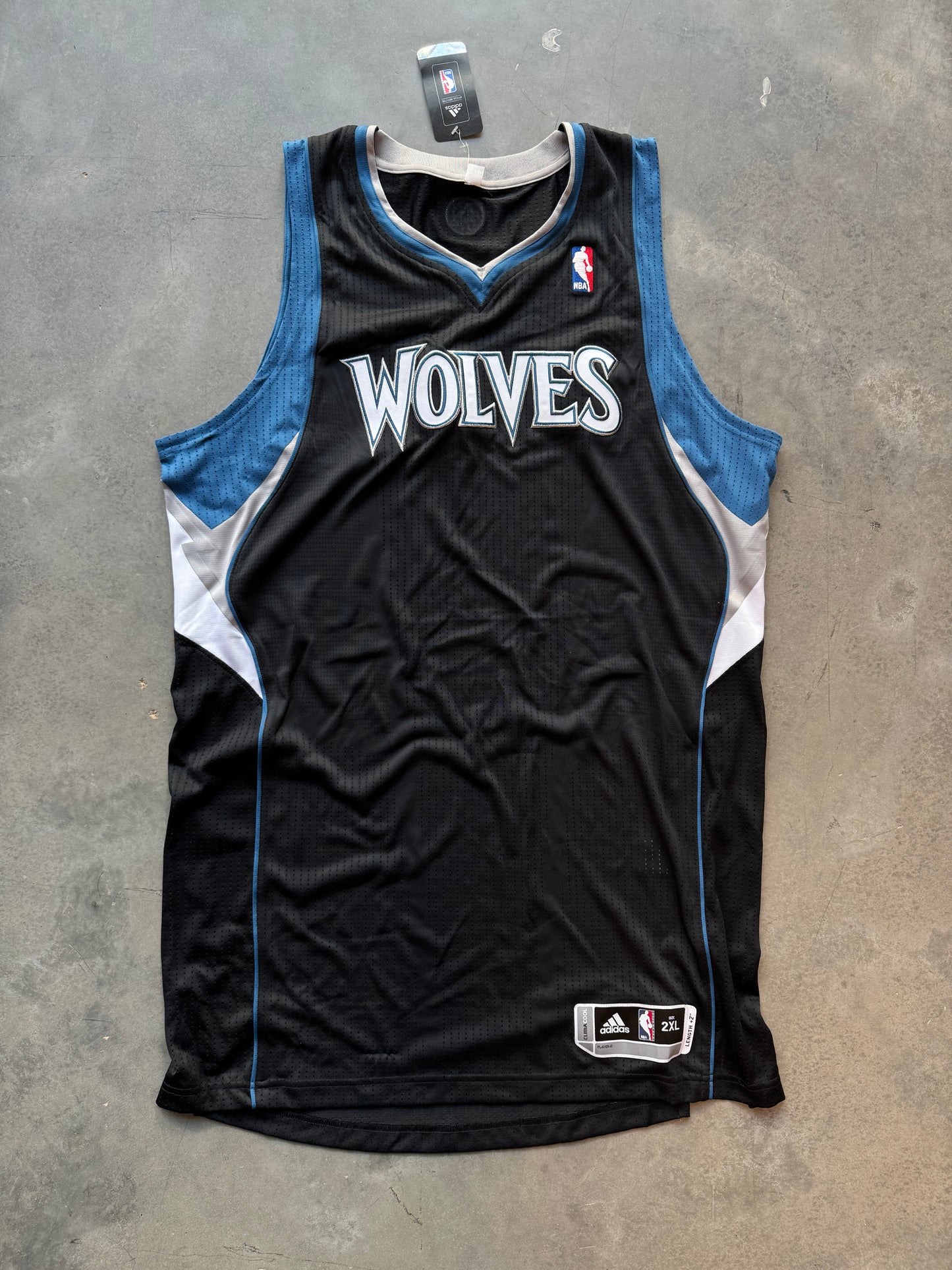 2012 Minnesota Timberwolves Team Issued Blank Black Adidas Rev30 NBA Jersey - Deadstock (XXL)