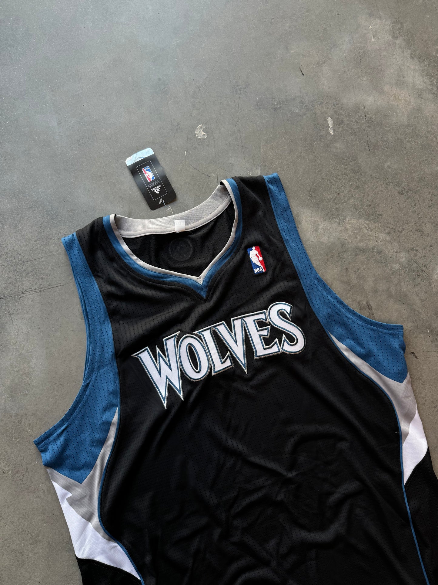 2012 Minnesota Timberwolves Team Issued Blank Black Adidas Rev30 NBA Jersey - Deadstock (XXL)