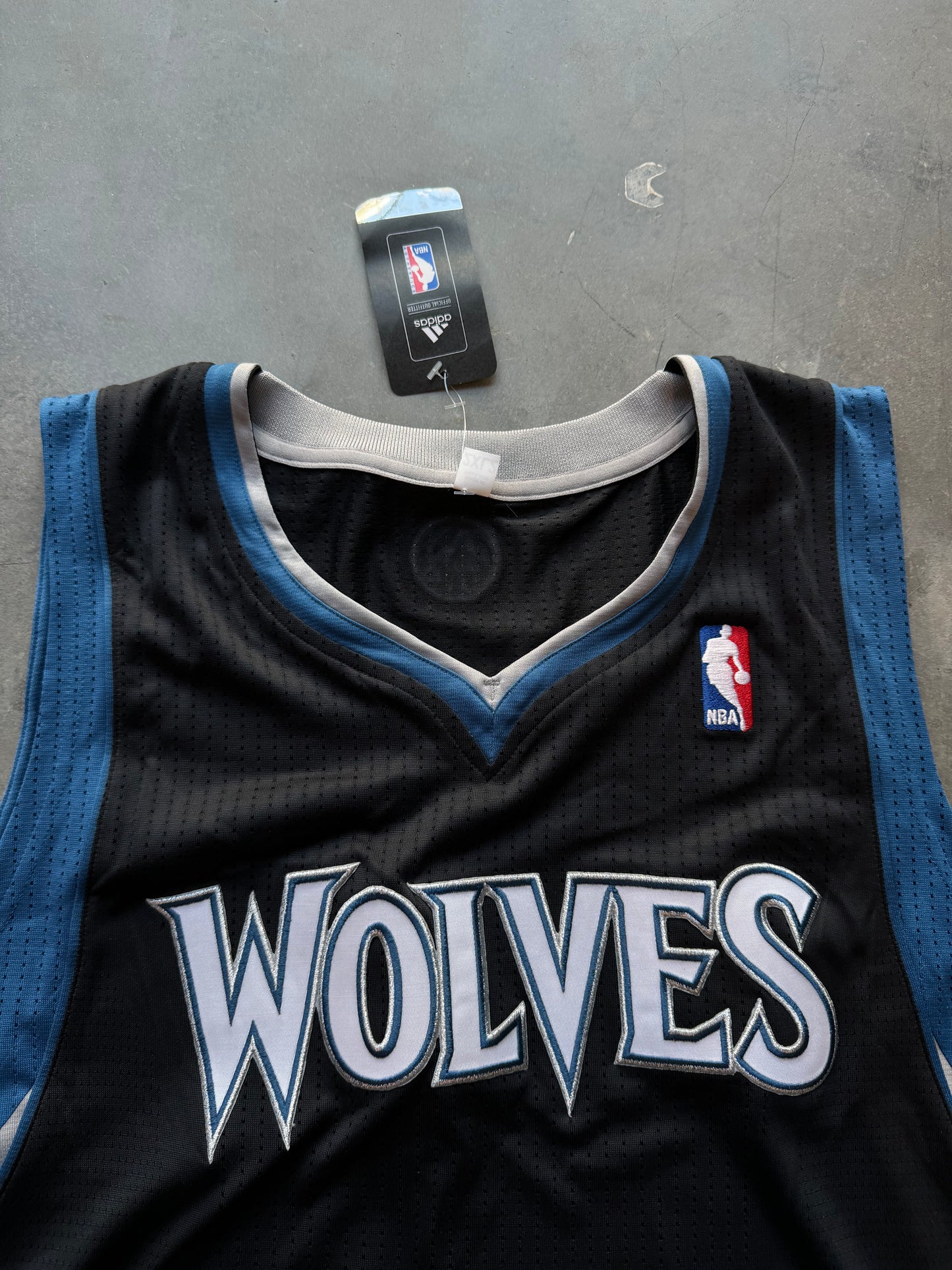 2012 Minnesota Timberwolves Team Issued Blank Black Adidas Rev30 NBA Jersey - Deadstock (XXL)