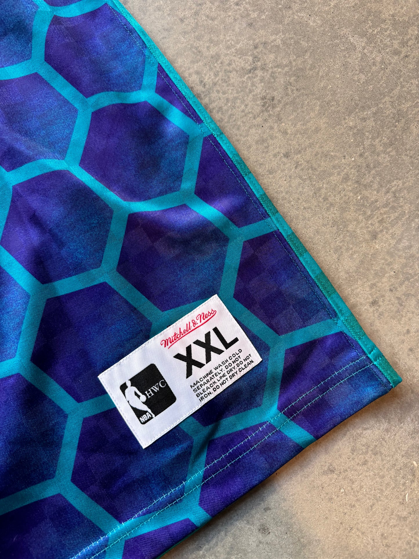 Charlotte Hornets Mitchell & Ness Honey Comb Print Sublimated Soccer Style NBA Jersey - Deadstock (XXL)