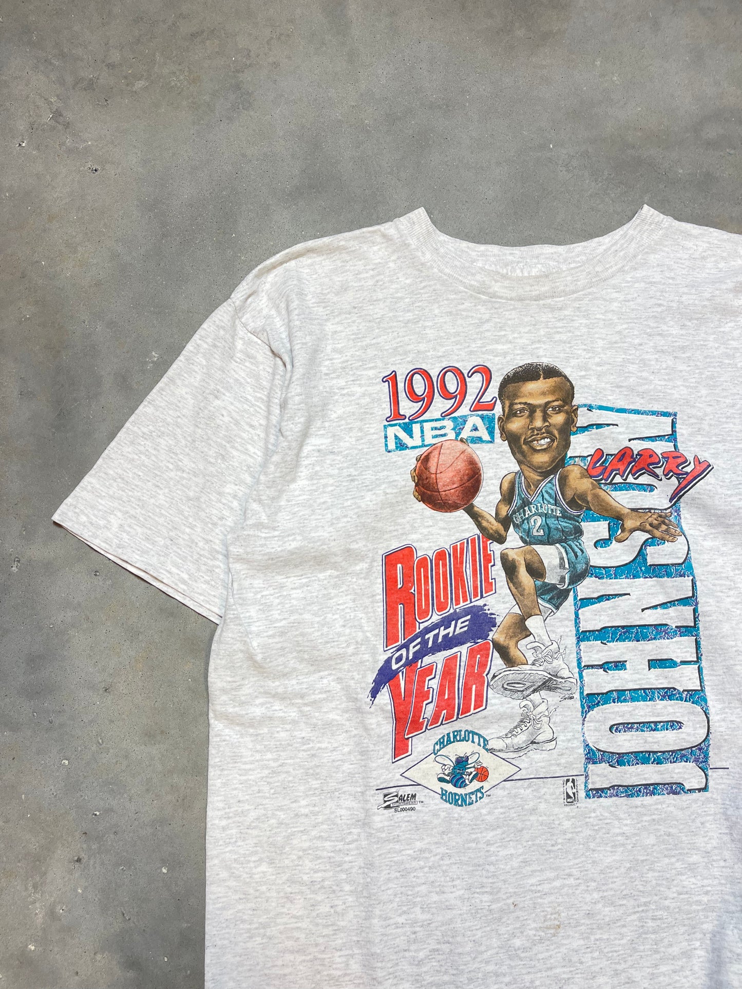1992 Charlotte Hornets Larry Johnson Rookie of the Year Vintage Salem Sportswear NBA Tee (Medium)