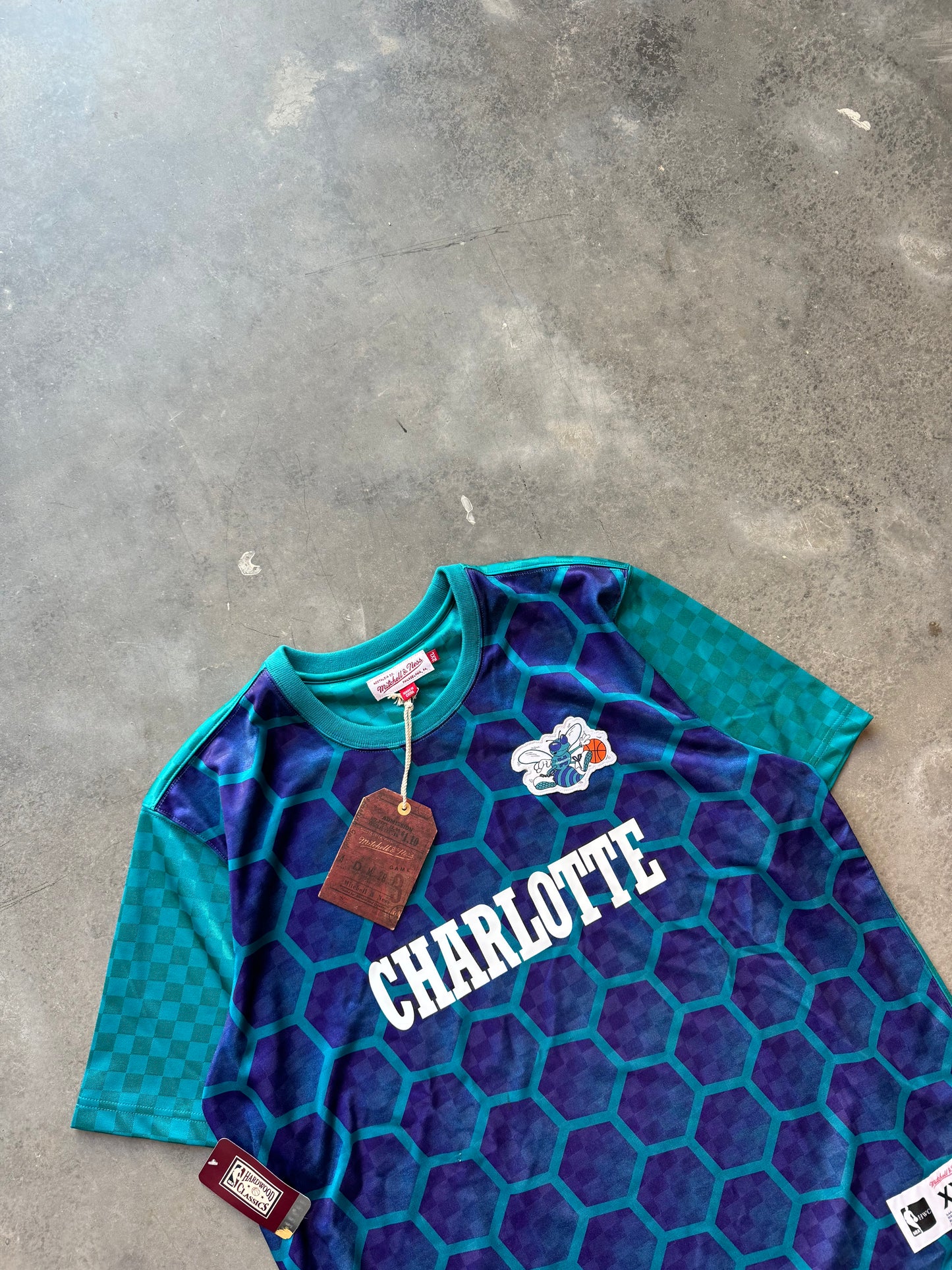 Charlotte Hornets Mitchell & Ness Honey Comb Print Sublimated Soccer Style NBA Jersey - Deadstock (XXL)