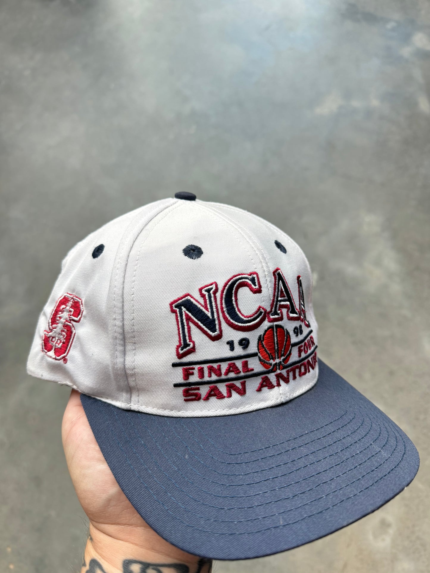 1998 San Antonio NCAA Final Four Vintage College Basketball Snapback Hat (OSFA)