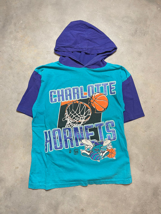 90’s Charlotte Hornets Vintage Colorblocked NBA Hoodie Tee (Small)