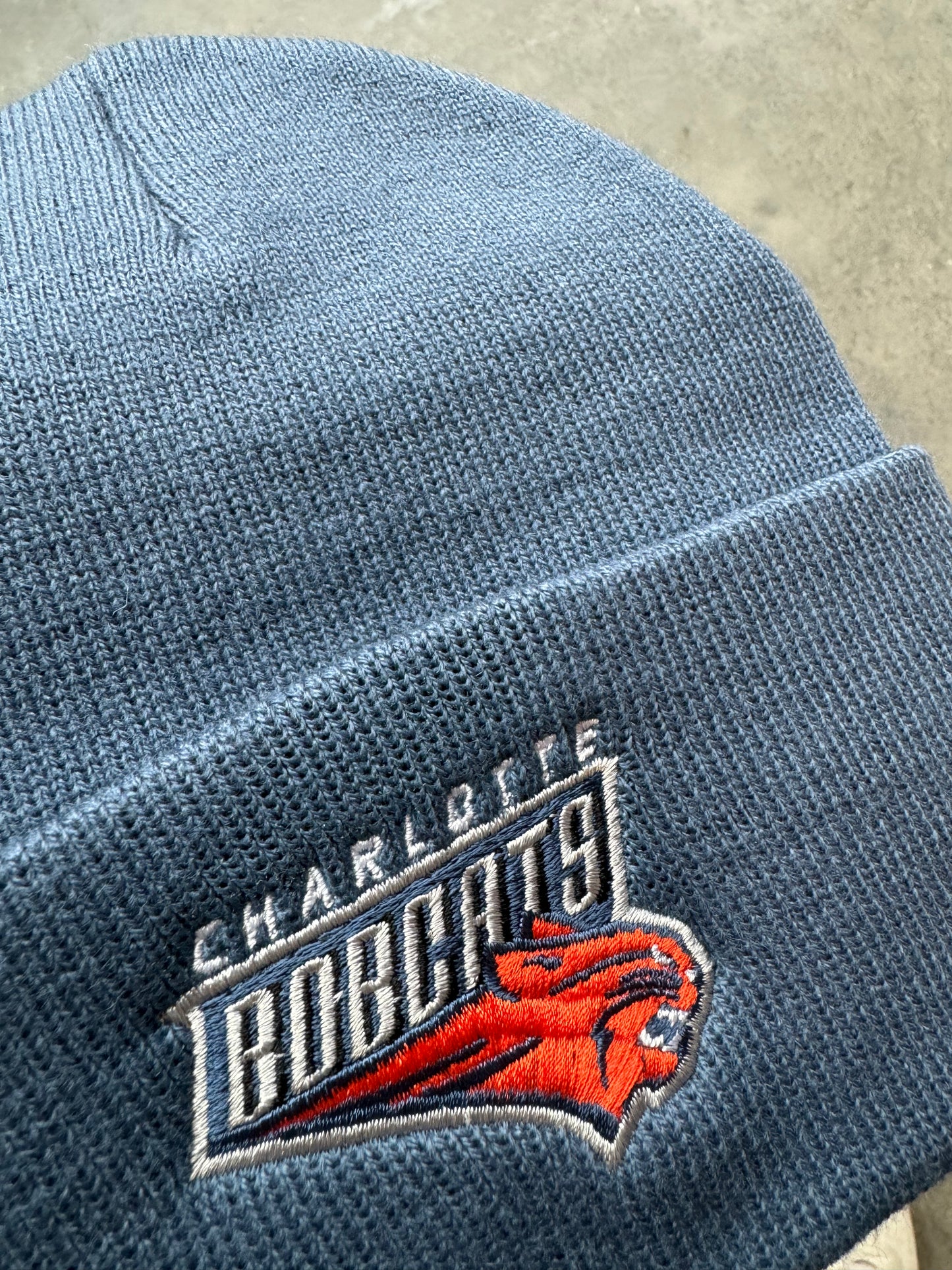 00’s Charlotte Bobcats Vintage NBA Beanie - Deadstock (OSFA)