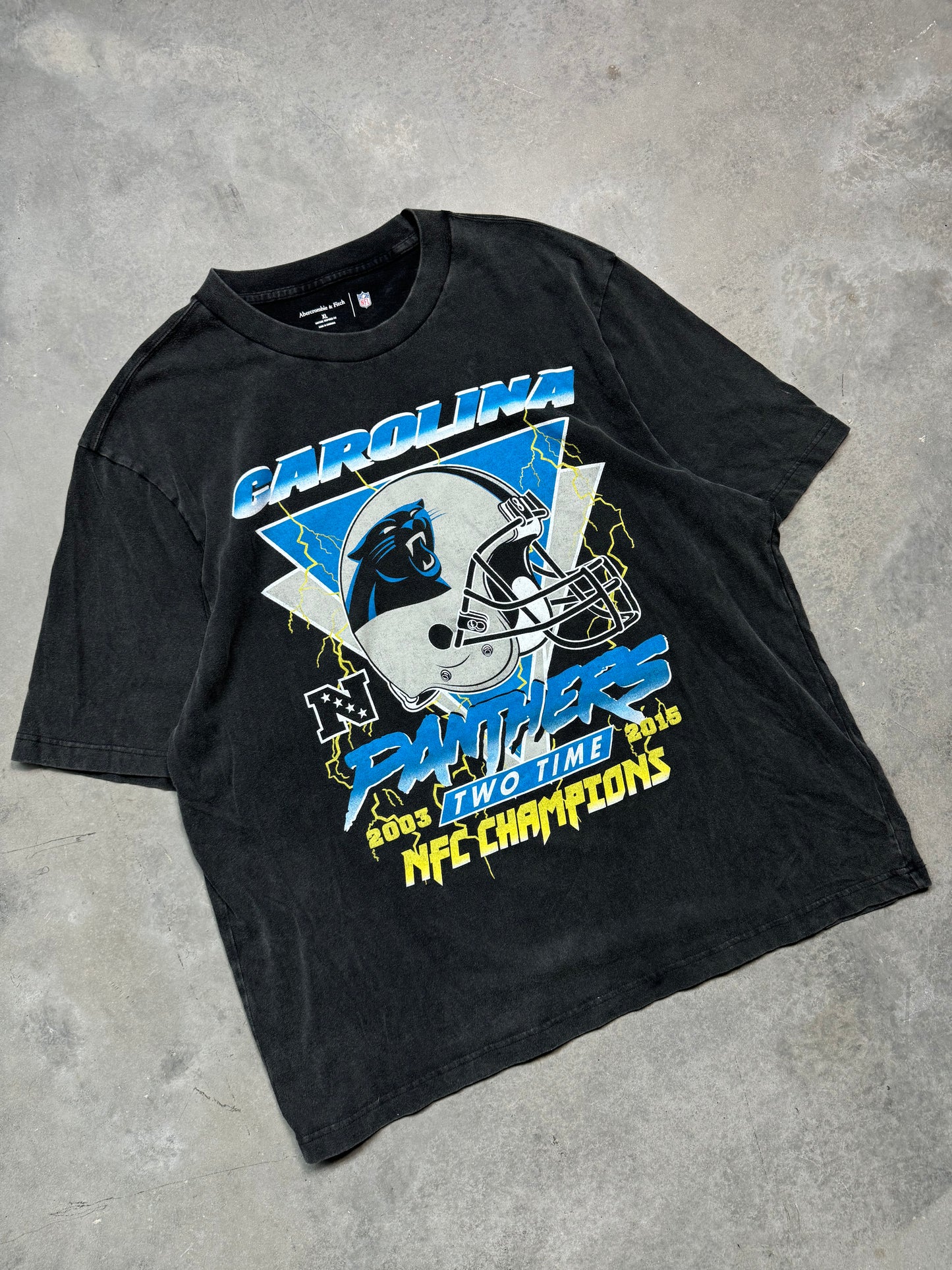 Carolina Panthers x Abercrombie & Fitch Vintage Style NFL Tee (XL)