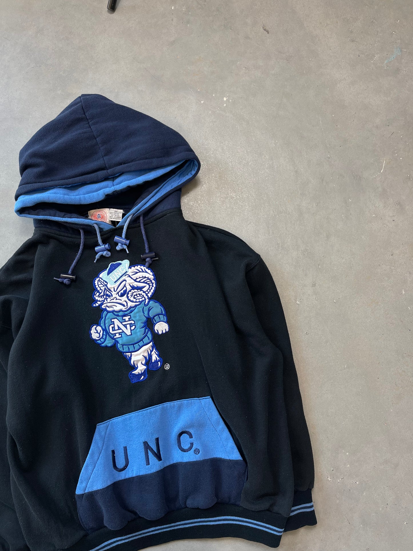 90’s UNC Tarheels Vintage Double Hood College Hoodie (Medium)